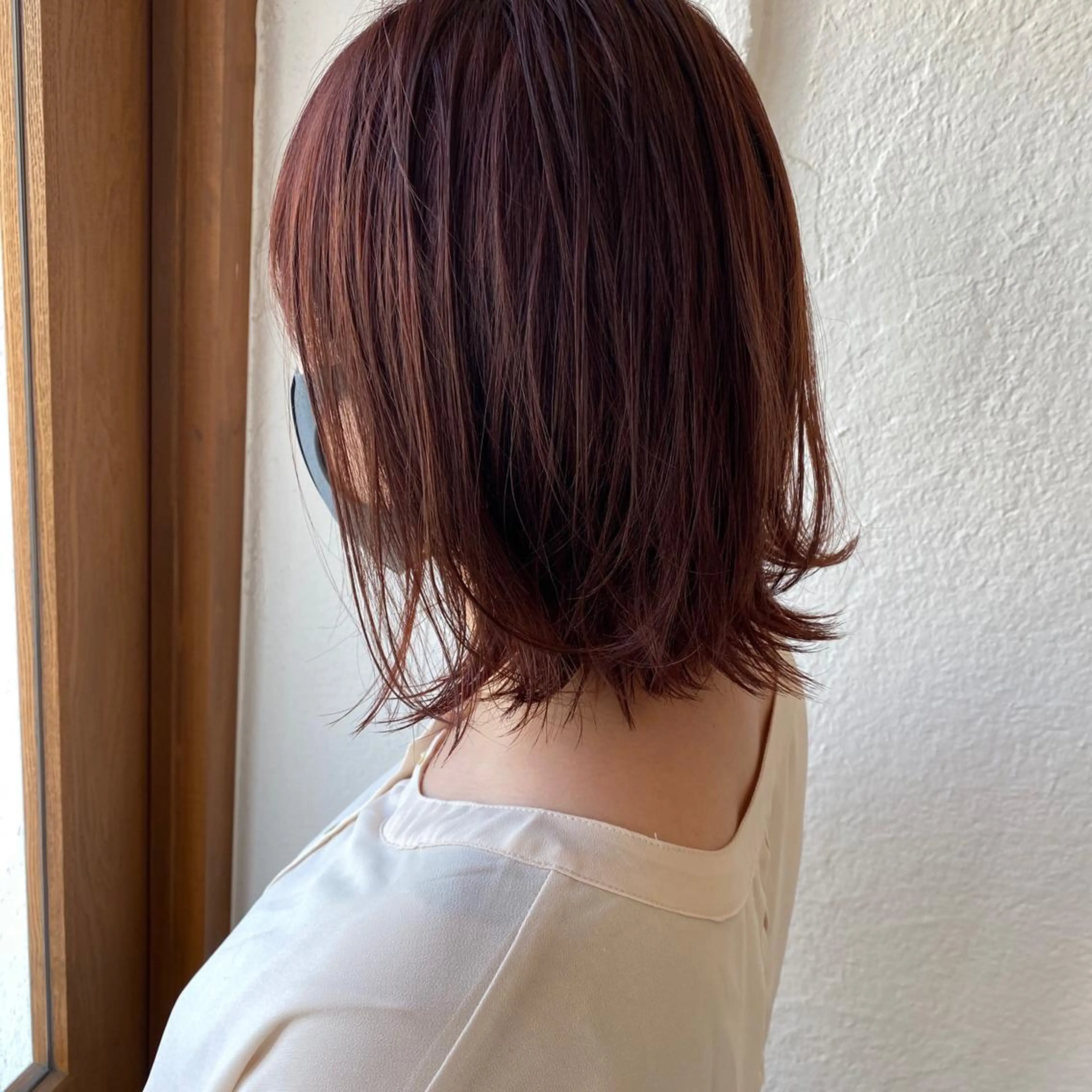 ミディアム カラー ベージュカラー ピンクカラー ピンクベージュ カット ヘアカラー 入江 志穂のヘアスタイル