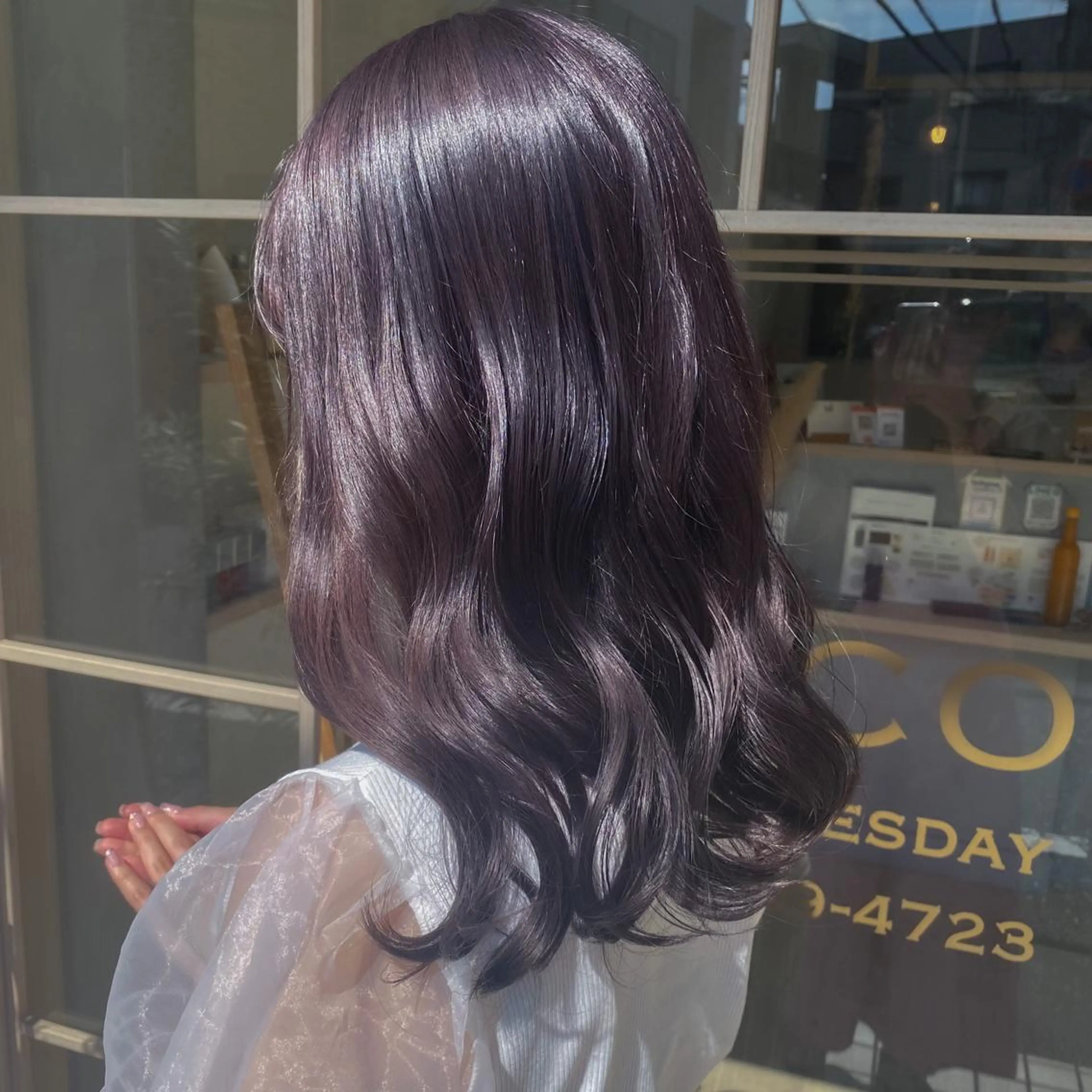 カラー ヘアカラー トリートメント HANA ROCCO3rdのヘアスタイル