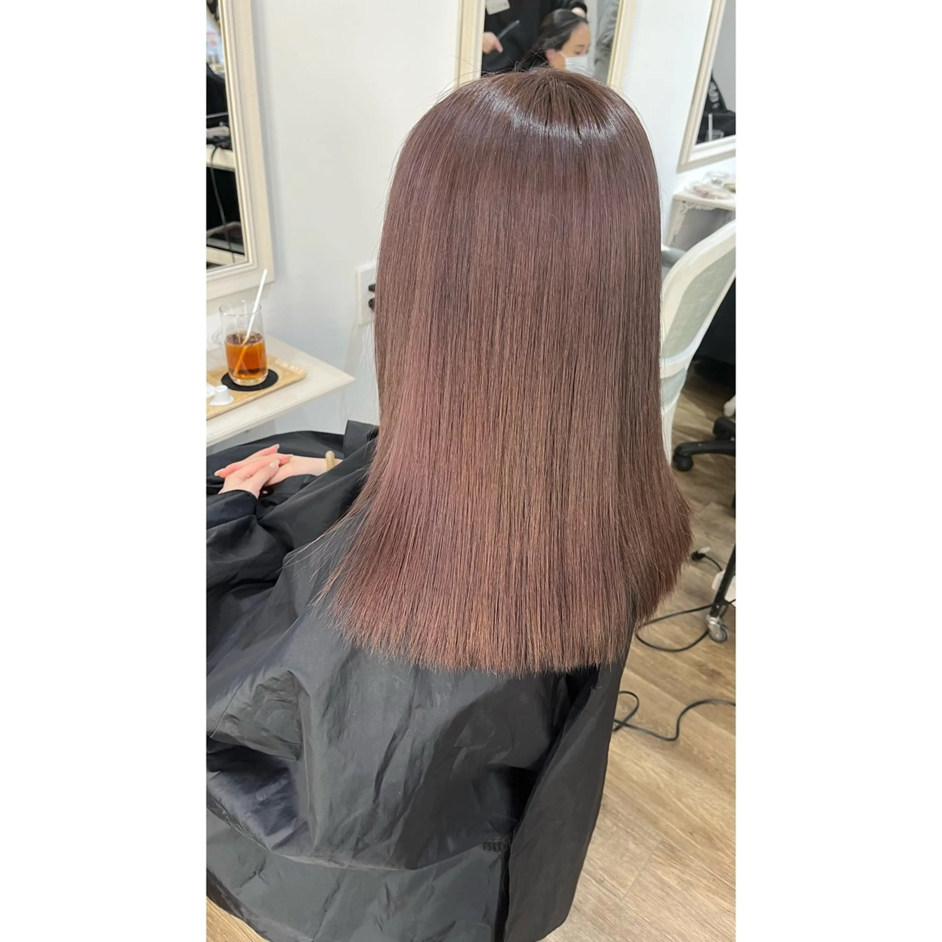 セミロング カラー ヘアカラー トリートメント 梅田/髪質改善カラー ❄︎ mikiのヘアスタイル