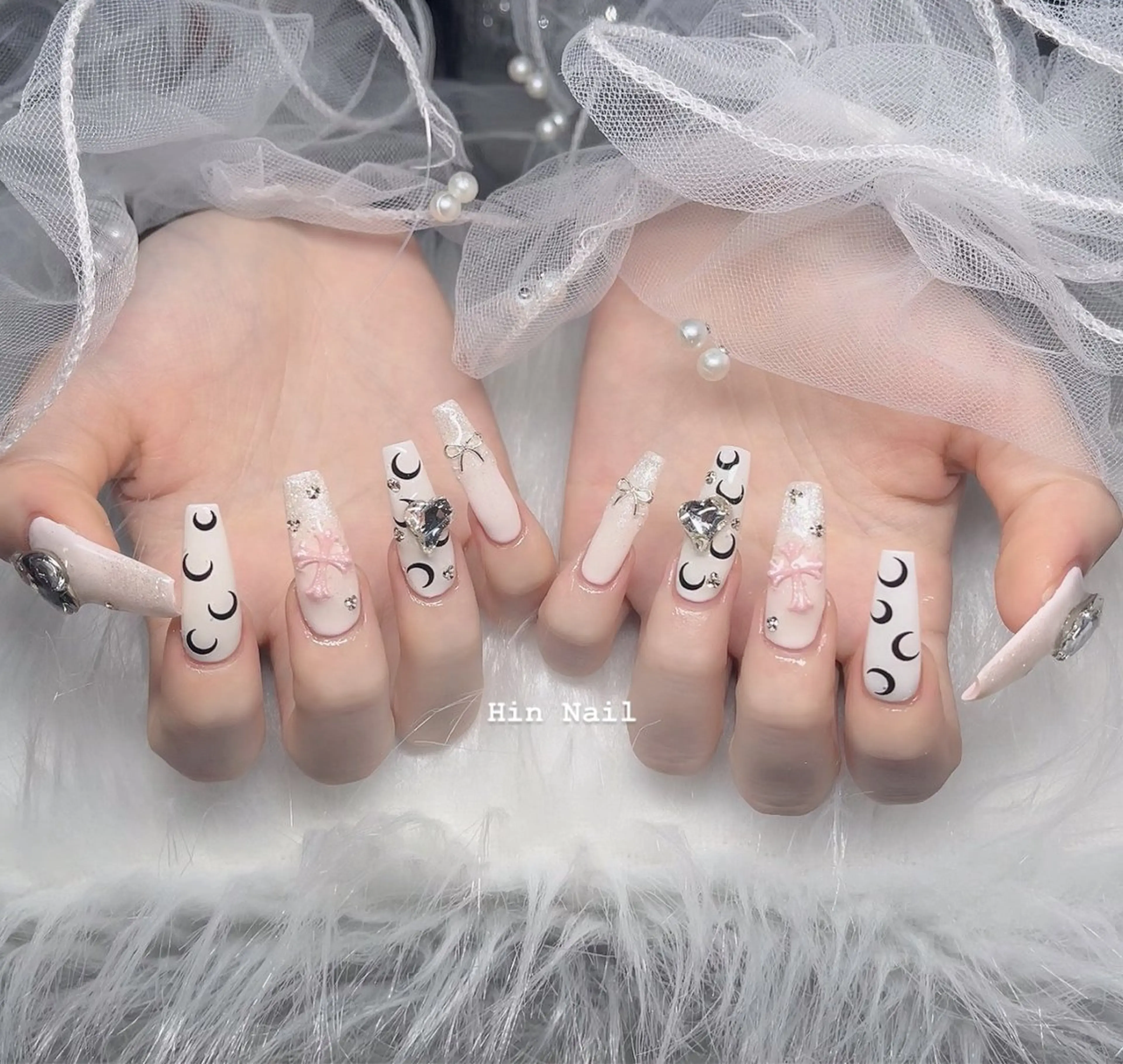 ネイル ハンドネイル HIN NAILのネイルデザイン