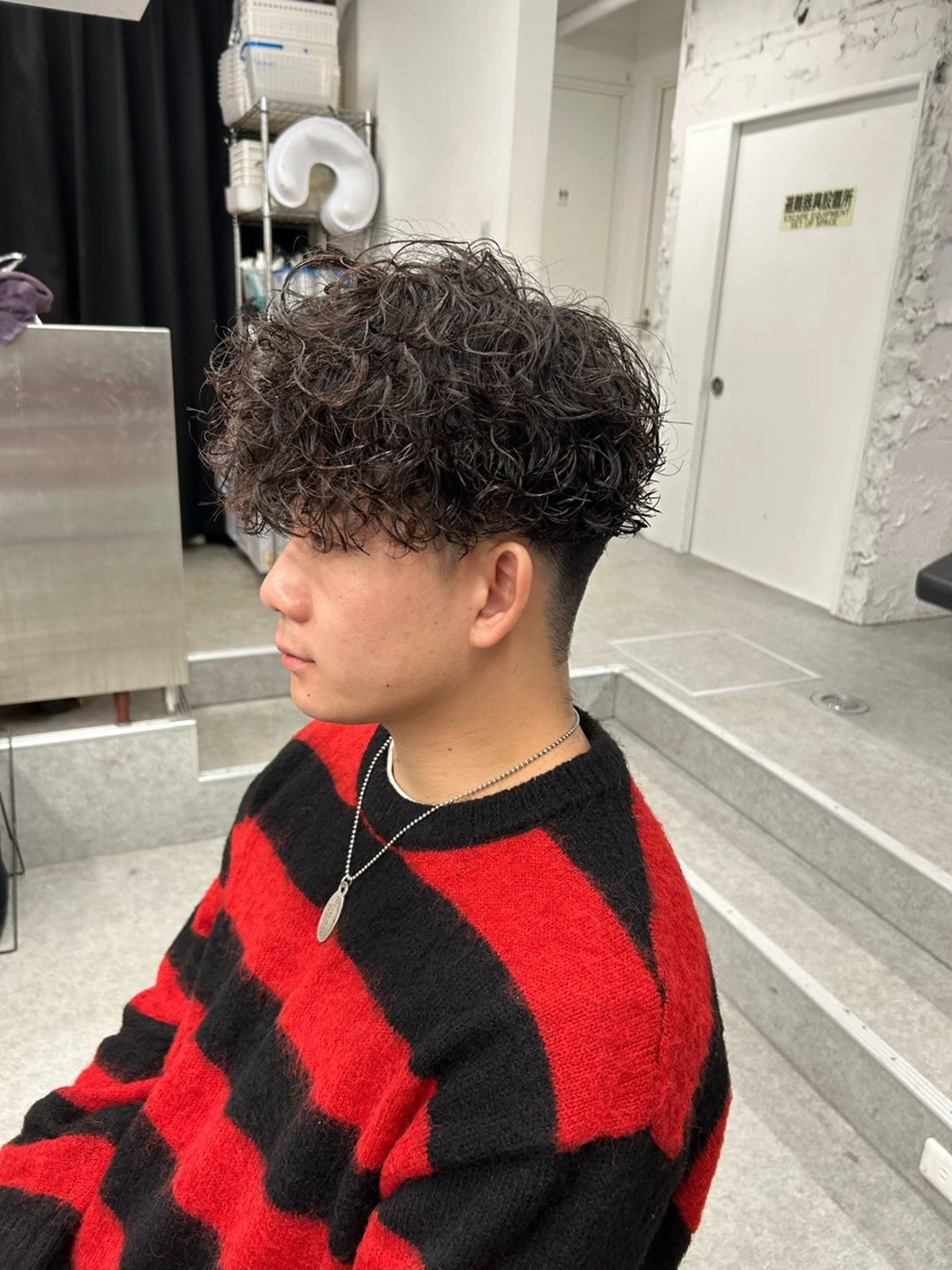 ショート パーマ メンズ メンズパーマ プードルパーマ プードルパーマ スパイラルパーマ カット ヘアカラー ヘアセット 💖透け感ベージュ KOTA💖のヘアスタイル