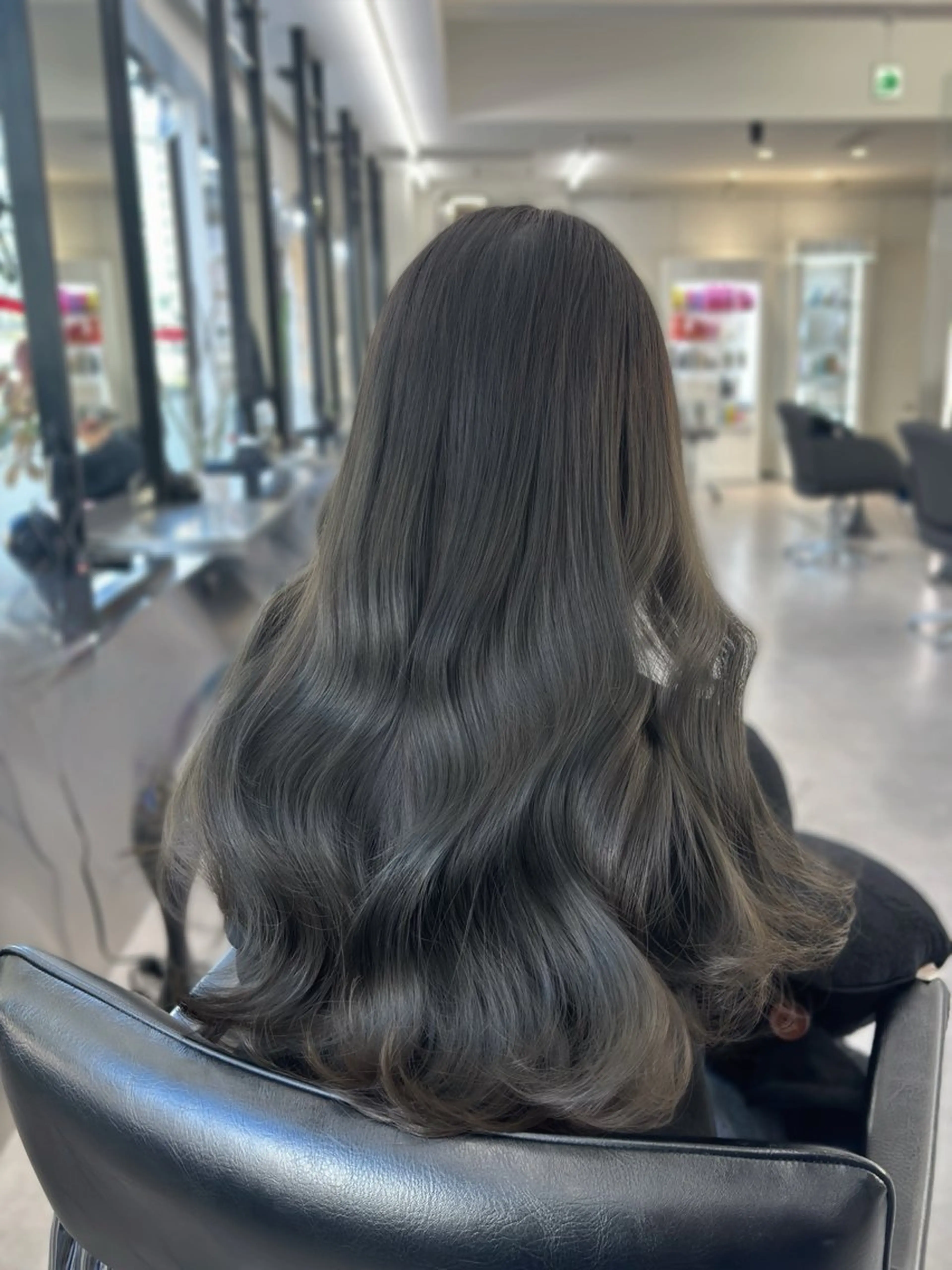 ロング カラー カット トリートメント 心斎橋/ブリーチなし 髪質改善/レイヤーのヘアスタイル