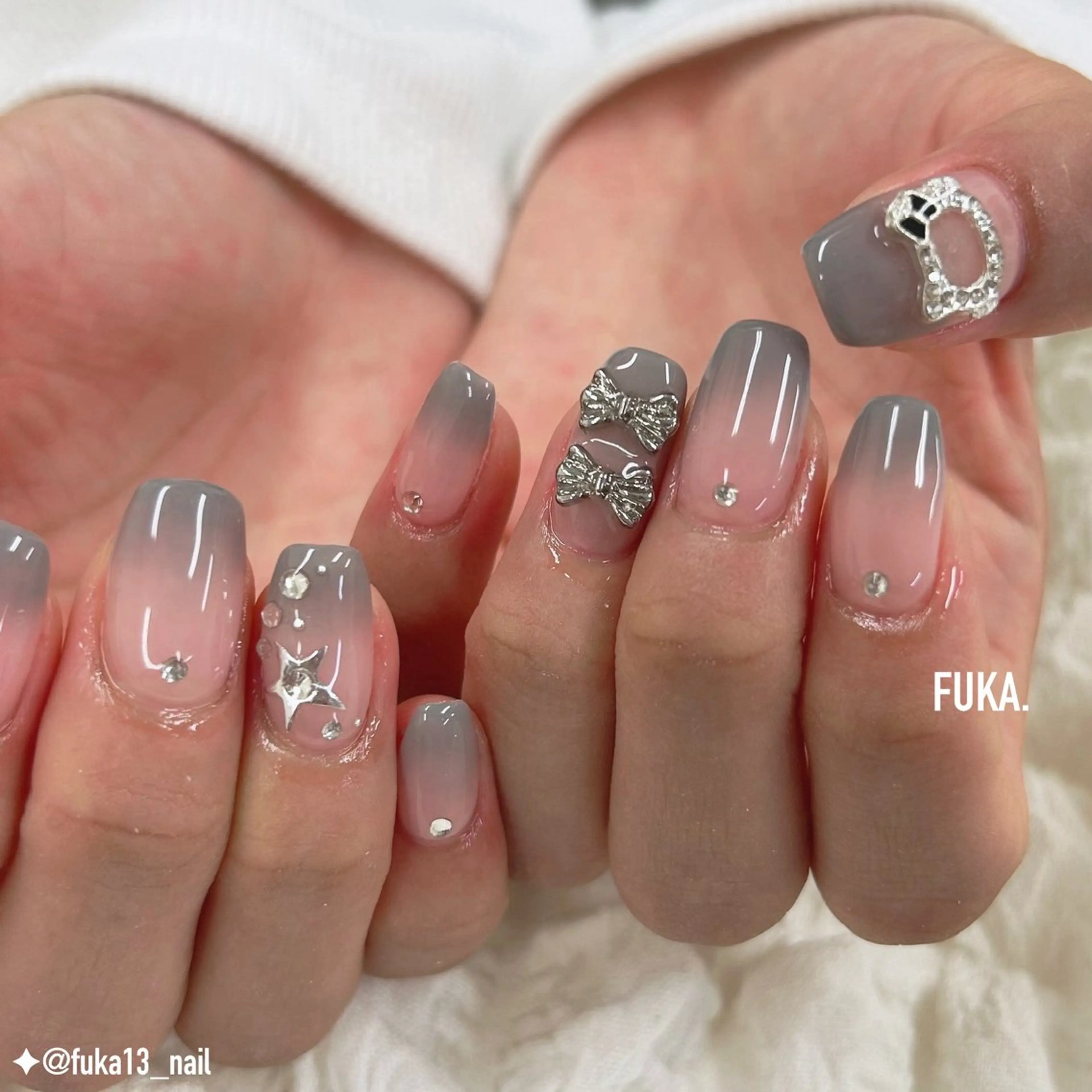 ネイル グラデーション 韓国ネイル リボン シンプルネイル ハンドネイル ネイルサロンAnela【アネラ】所属・Nail♡Fuka. /12月予約受付中のネイルデザイン