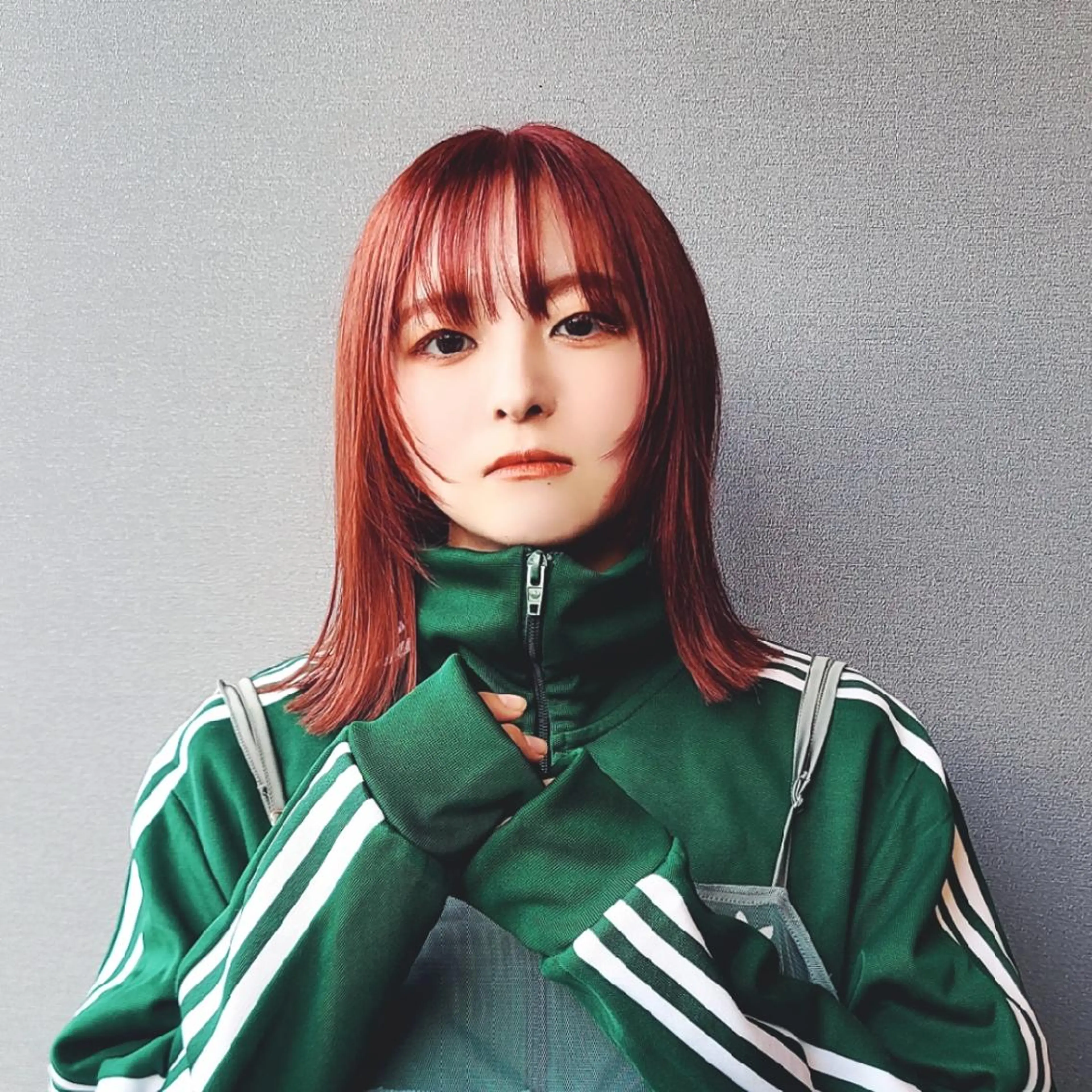 ミディアム カラー ブリーチ オレンジ ピンクカラー yolo.所属・夜特化型ヘアサロン 𓃱yolo.タナベのヘアスタイル