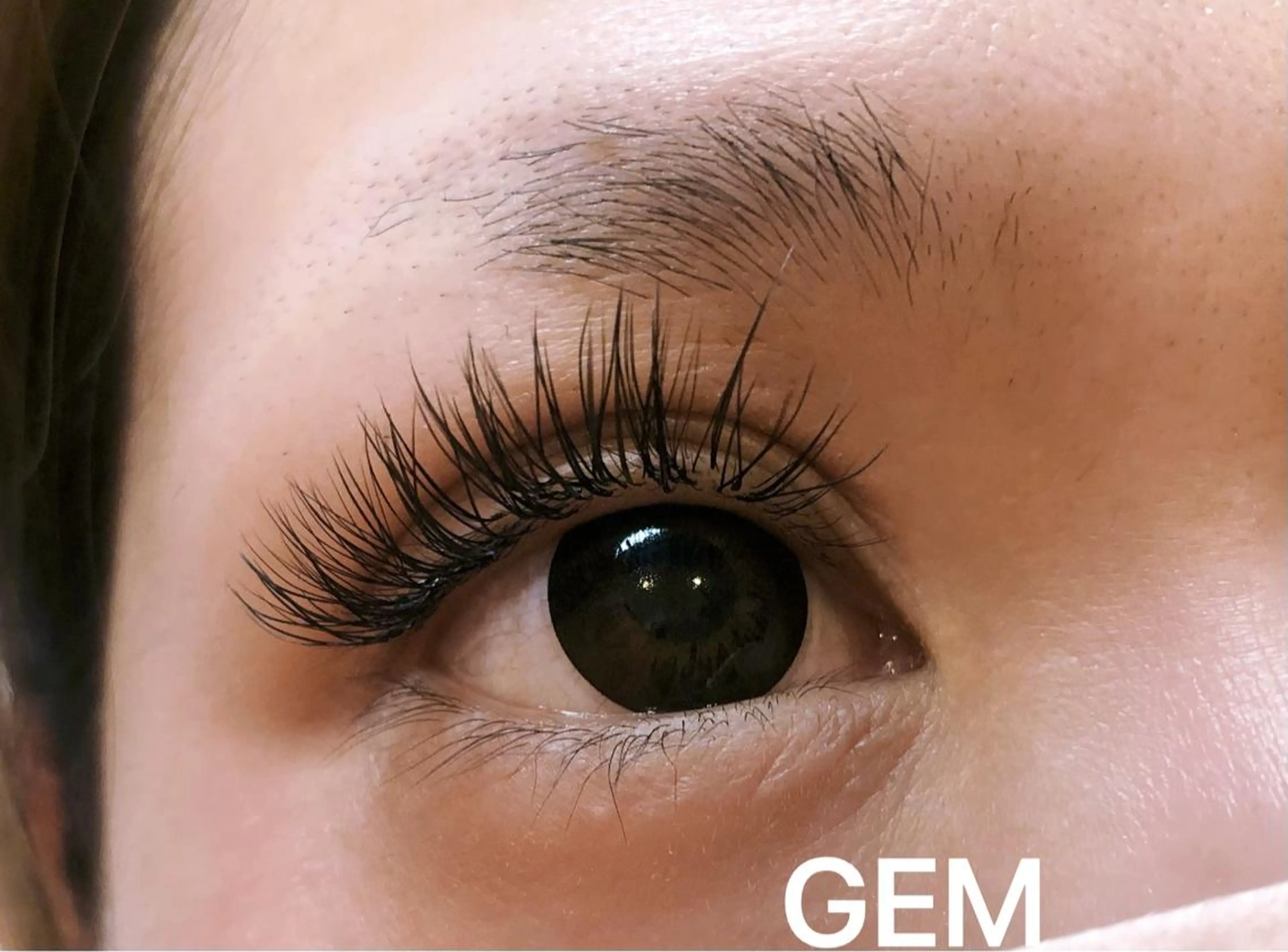 マツエク・マツパ フラットラッシュ マツエク GEM  the beautyのマツエク・マツパデザイン