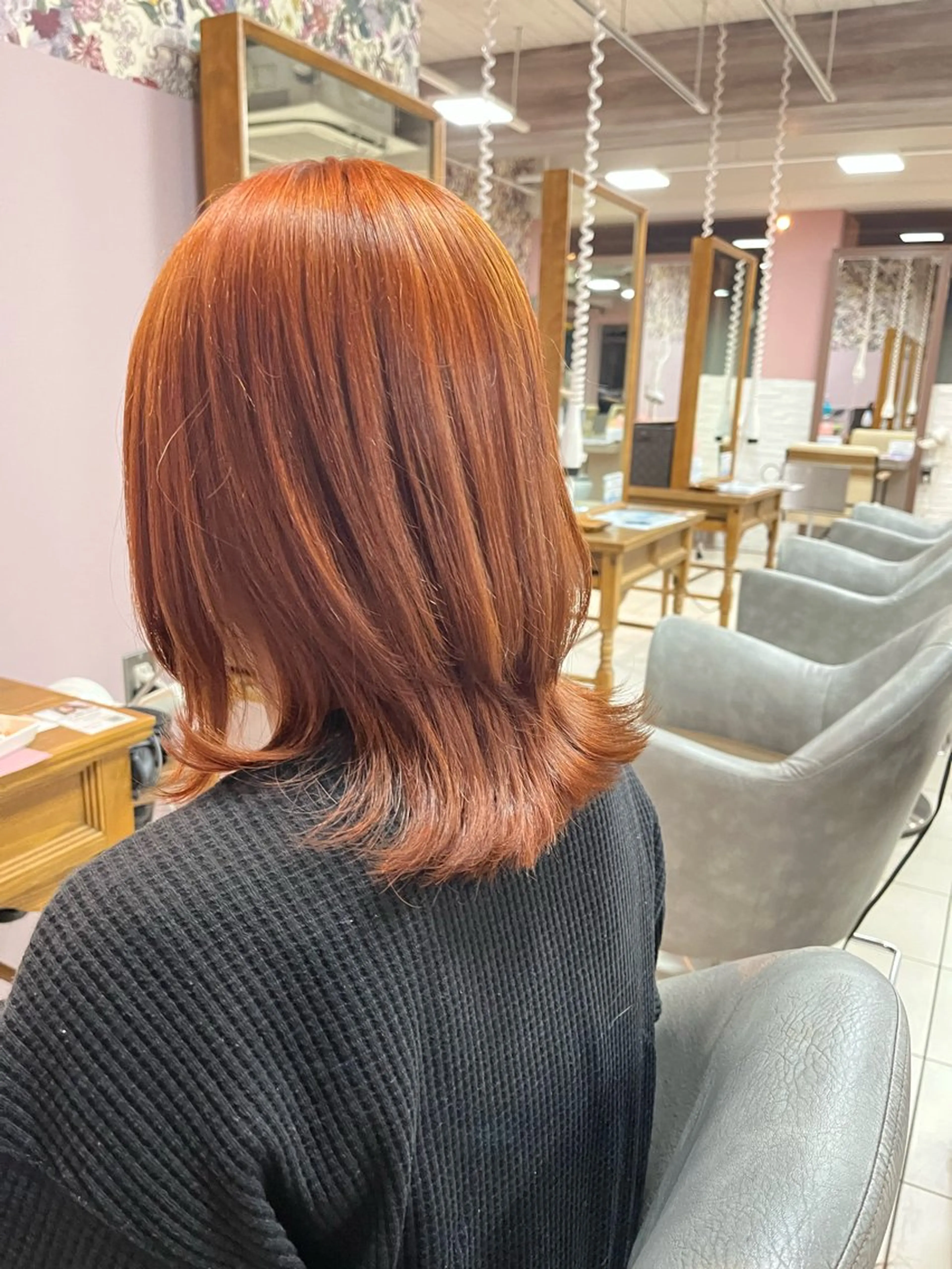 ミディアム カラー ブリーチ ダブルカラー オレンジ narumi .のマツエク・マツパデザイン