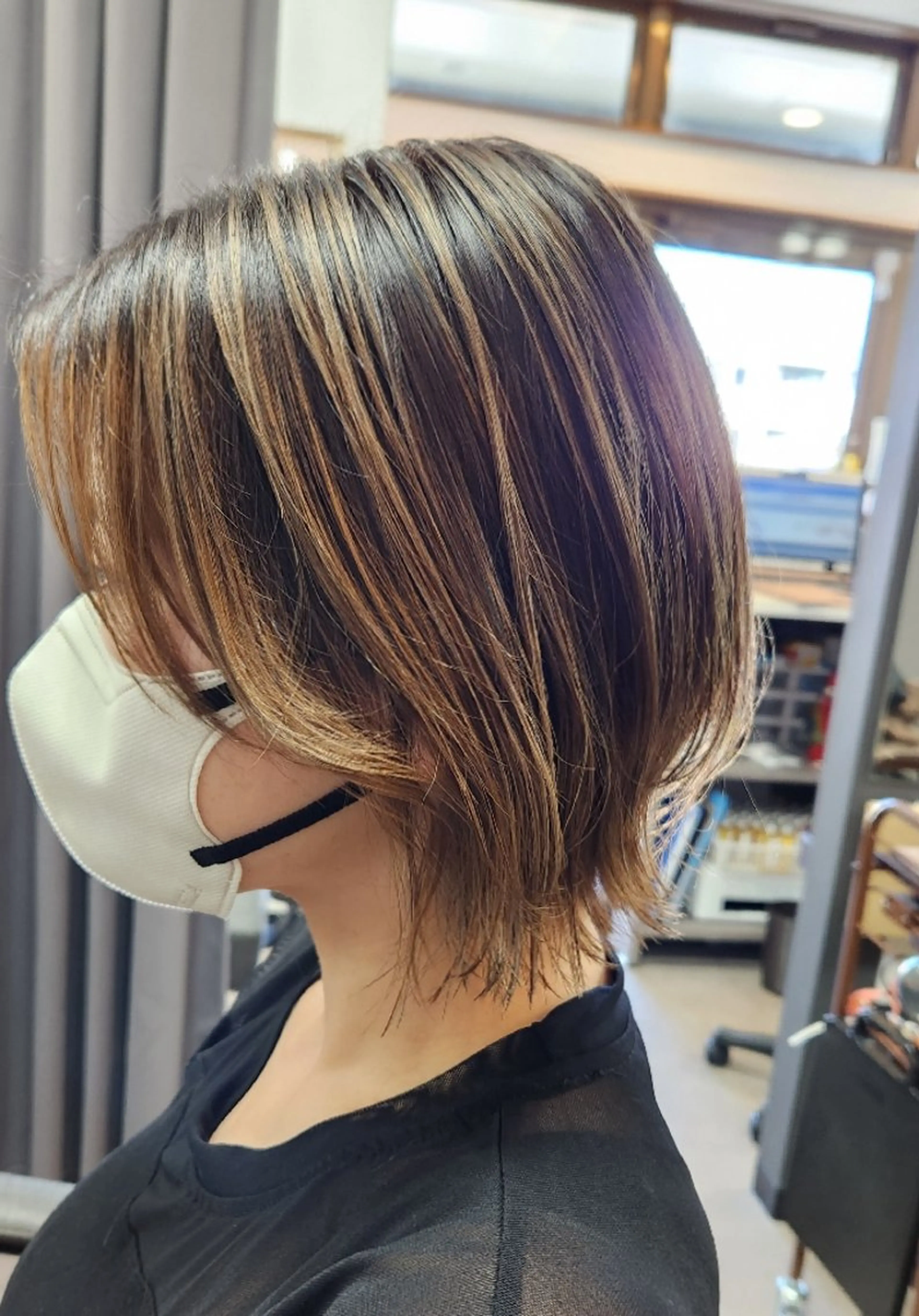 ショート レイヤーカット TELA HAIR 土気あすみが丘店所属・✂ AYAのヘアスタイル