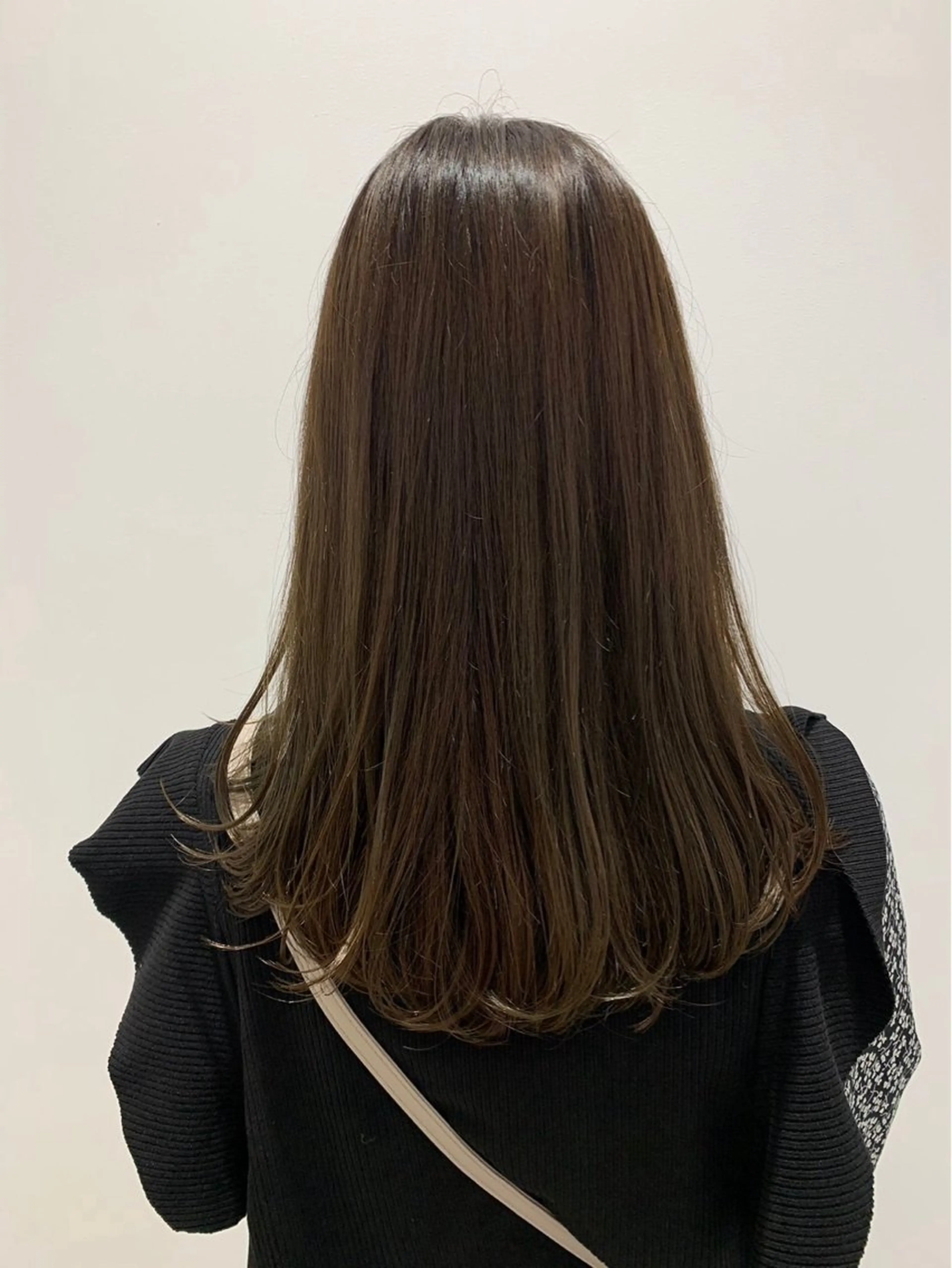 セミロング 韓国ヘア ‎🤍KANA🎀のヘアスタイル