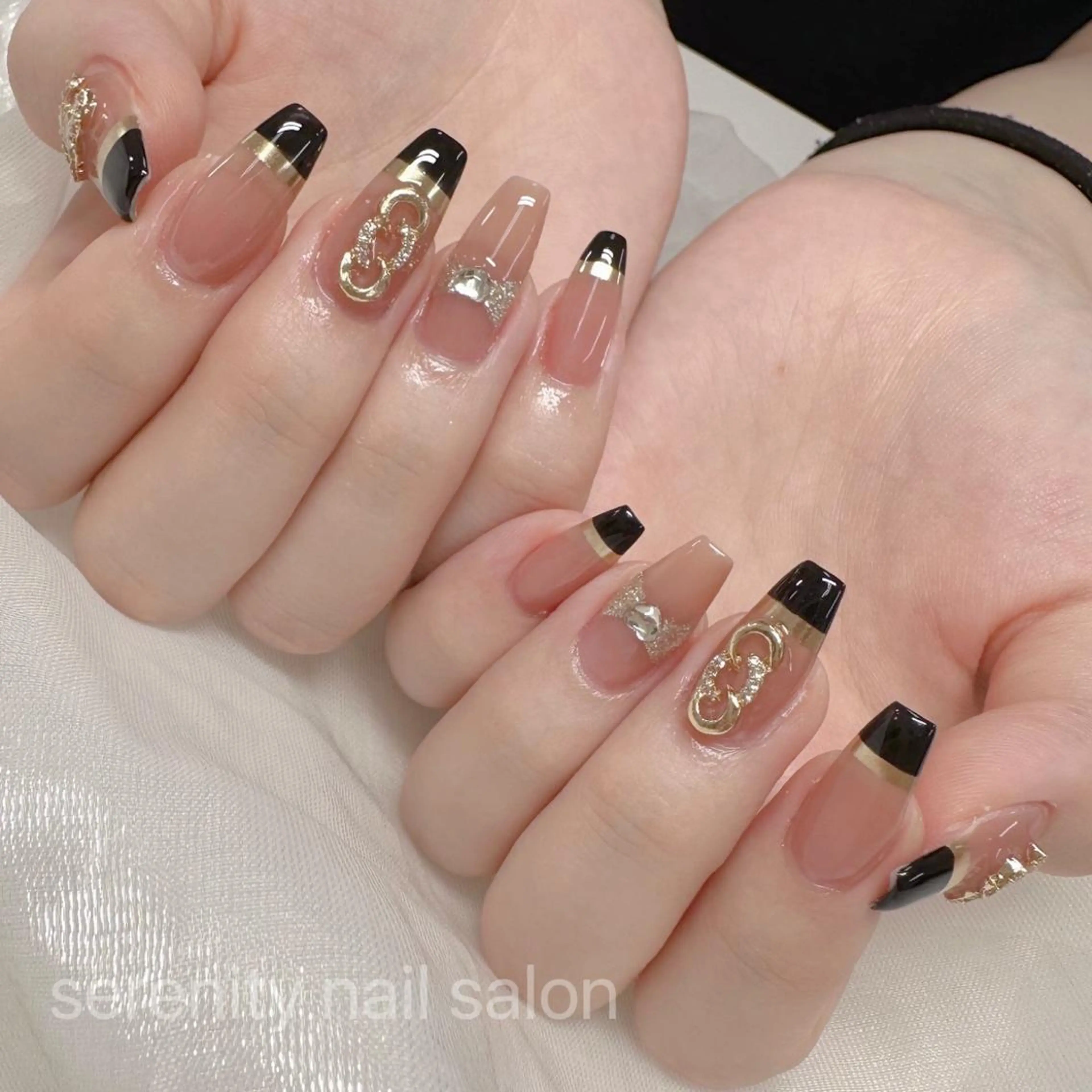ネイル ハンドネイル ハンドケア ✨Serenity ワンホンネイルのネイルデザイン