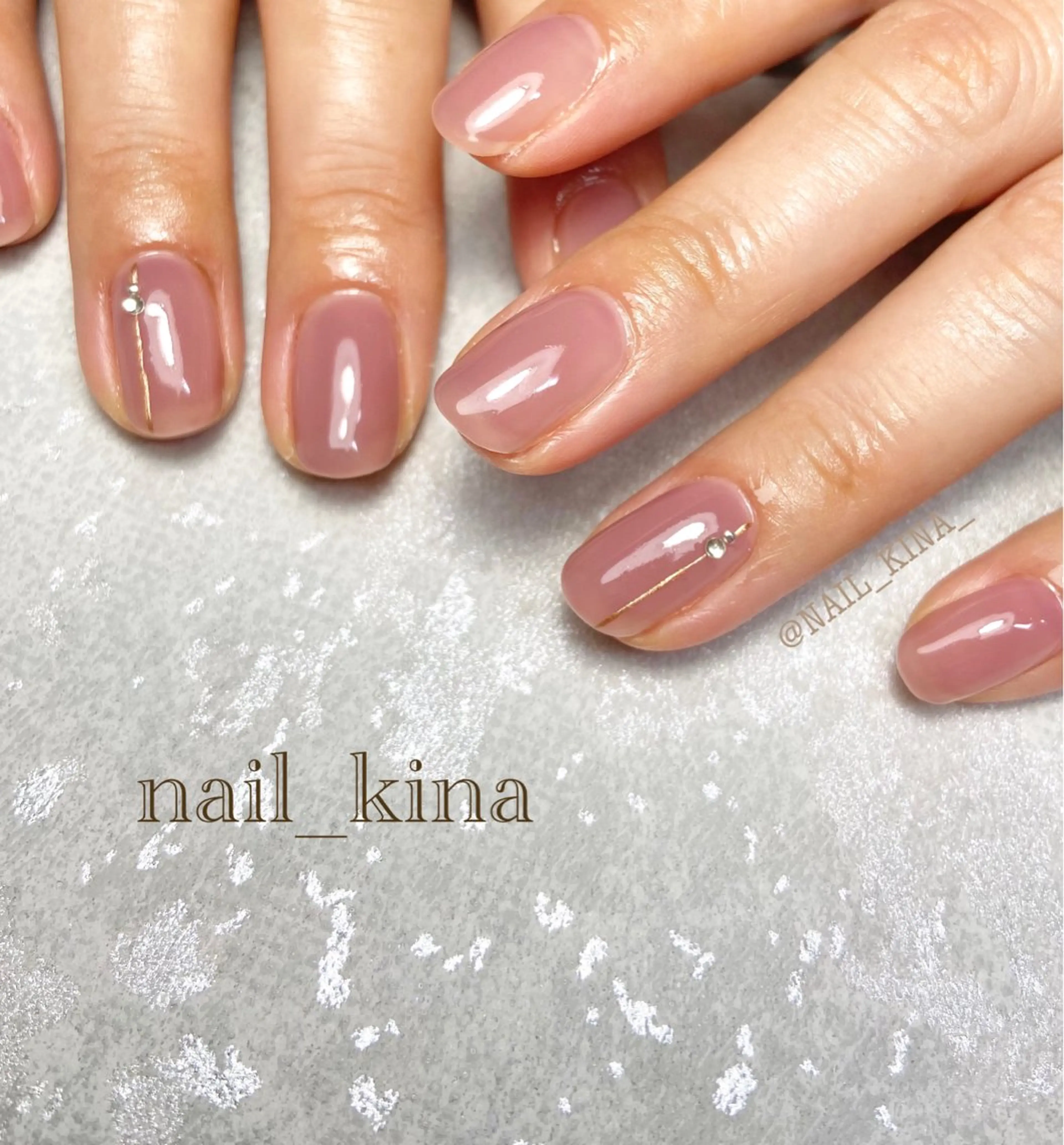 ネイル オフィスネイル シンプルネイル ハンドネイル nail_ kinaのネイルデザイン