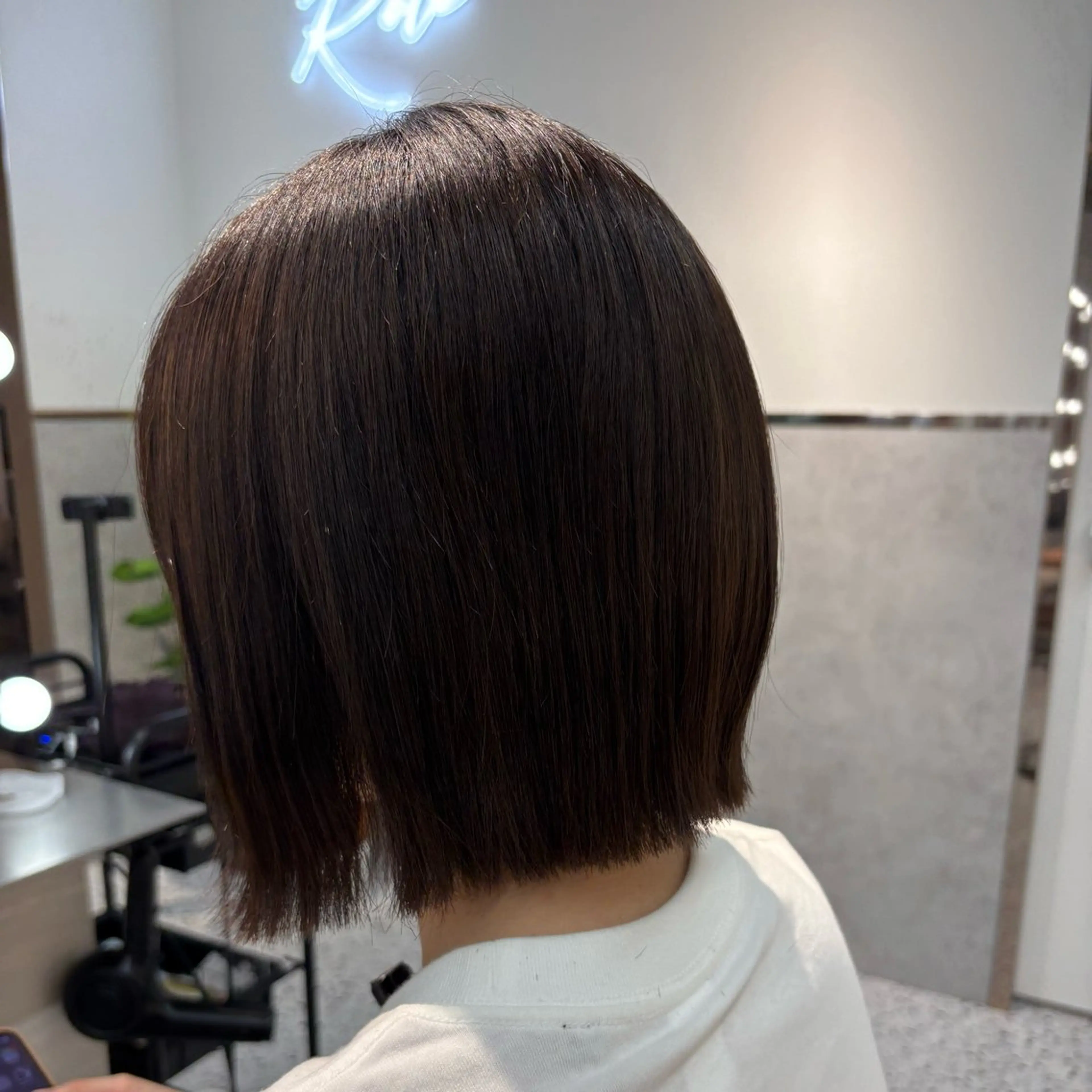 ミディアム カラー 切りっぱなしボブ ボブレイヤー アッシュ アッシュブラウン ベージュカラー ボブ/髪質改善 jionのヘアスタイル