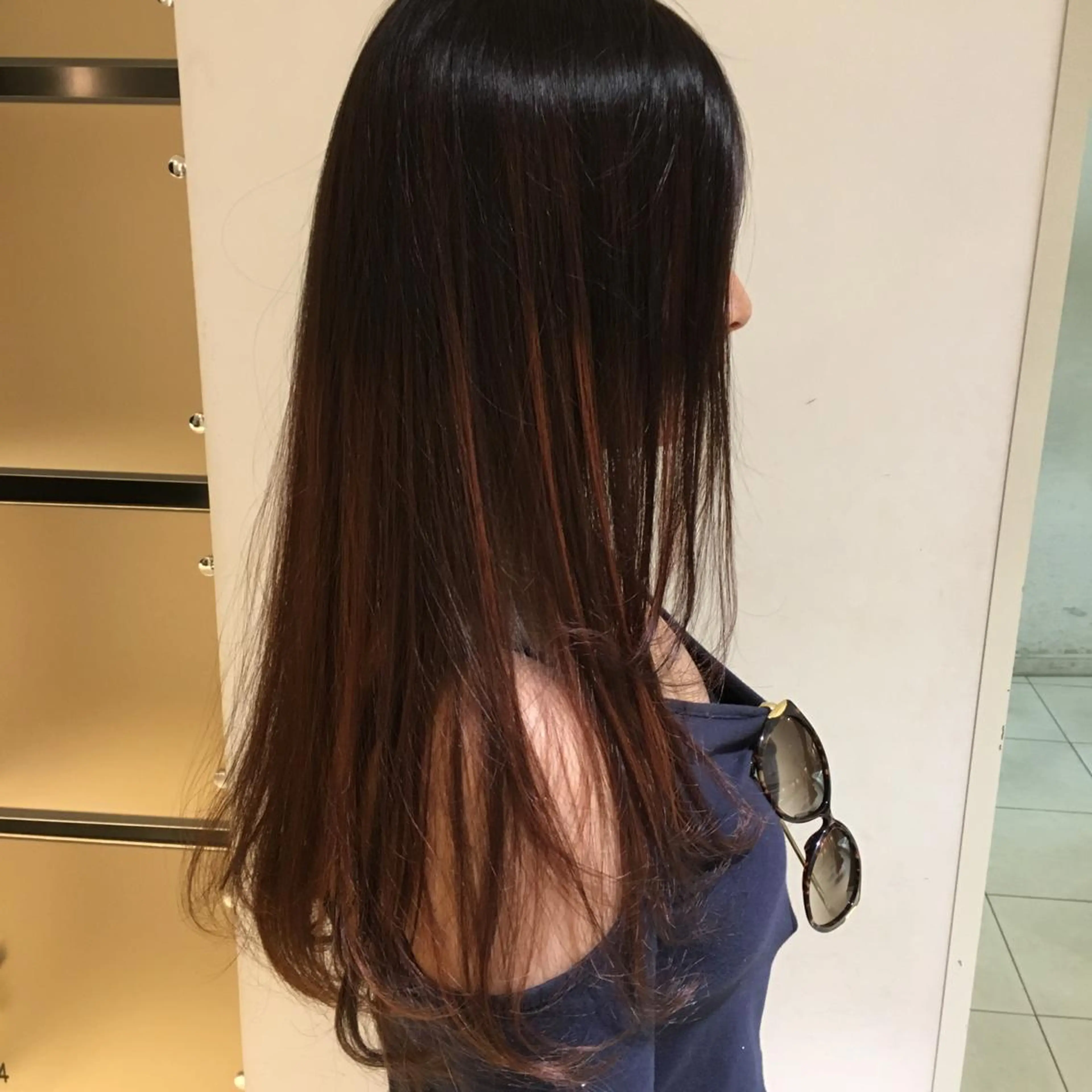 ロング ケリーズグリーン所属・ボブ/艶ハイトーン 森田/嵩士のヘアスタイル