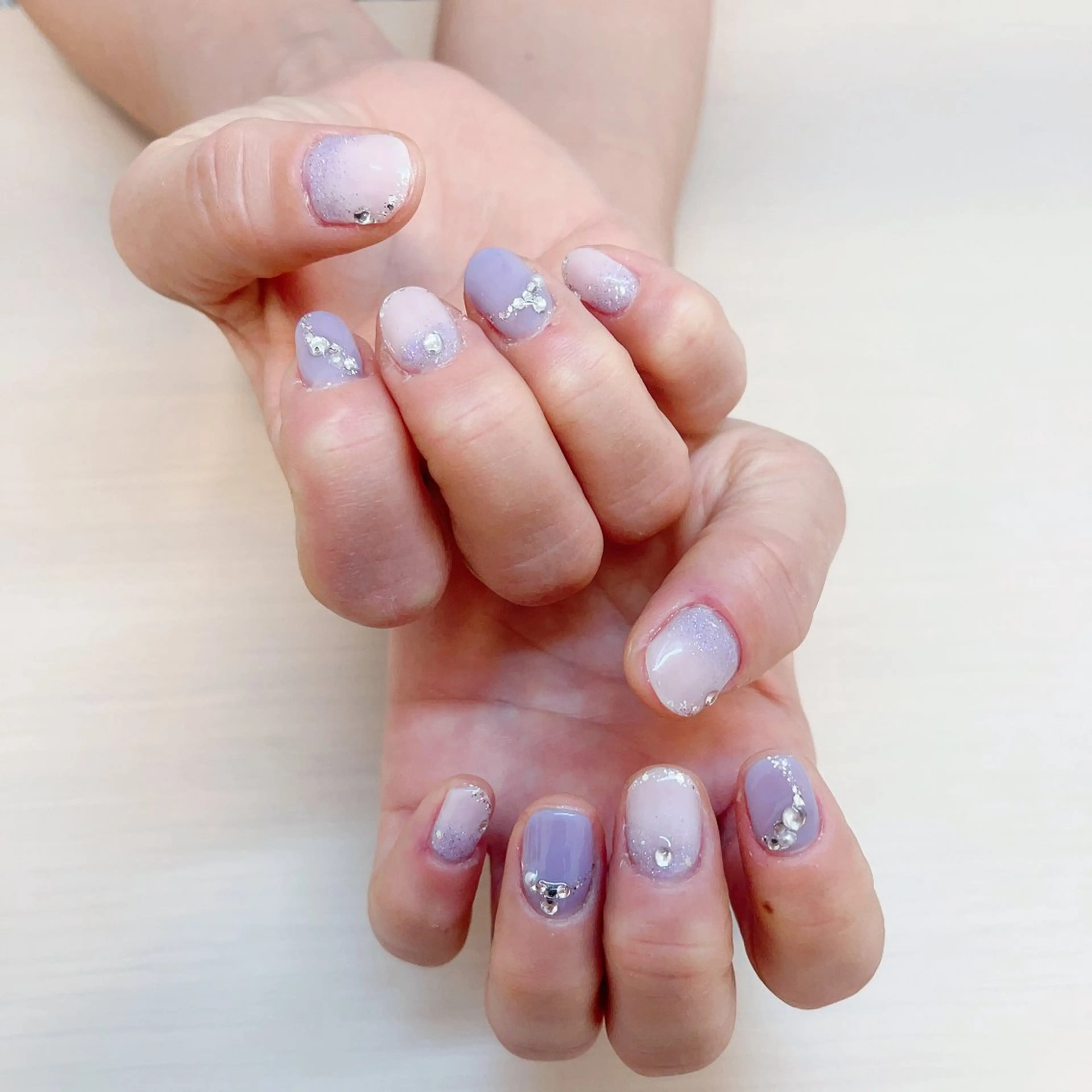 ネイル 児玉 茉緒のネイルデザイン