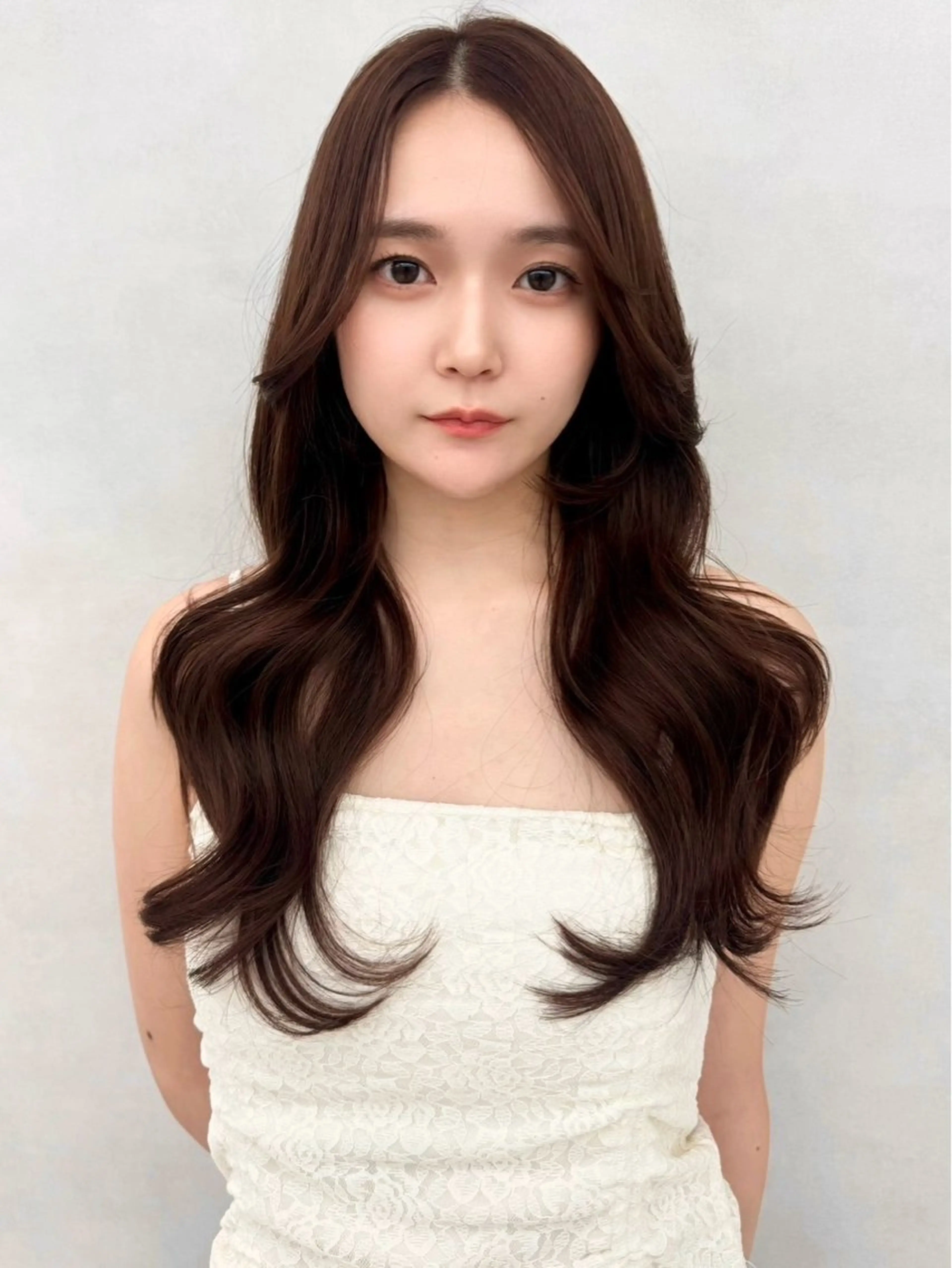 セミロング 縮毛矯正 🇰🇷韓国ヘア🤍 副店長/栗田のヘアスタイル