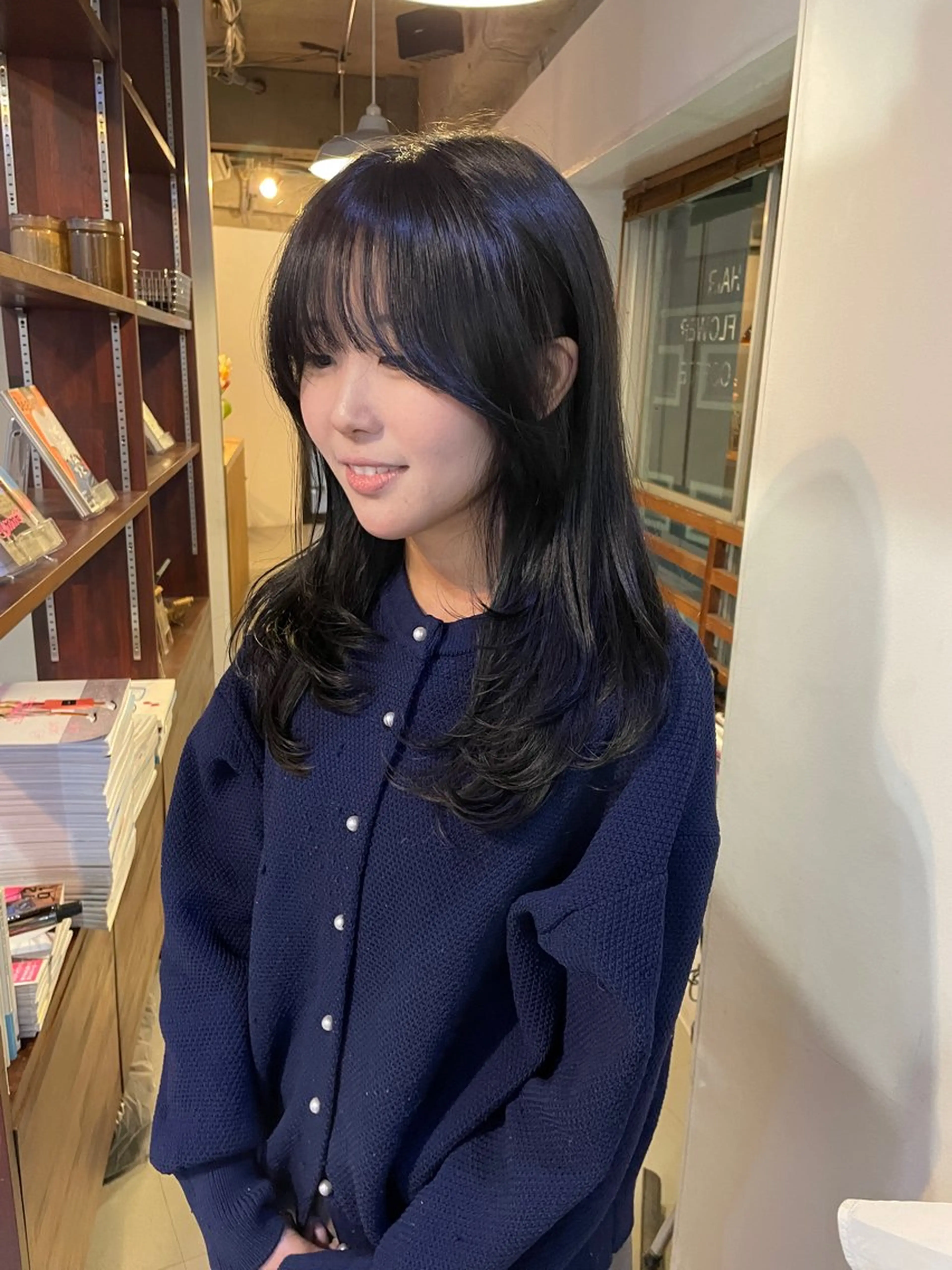 ロング カラー ヘアアレンジ silo所属・silo MOKA 顔周りカット🦦のヘアスタイル