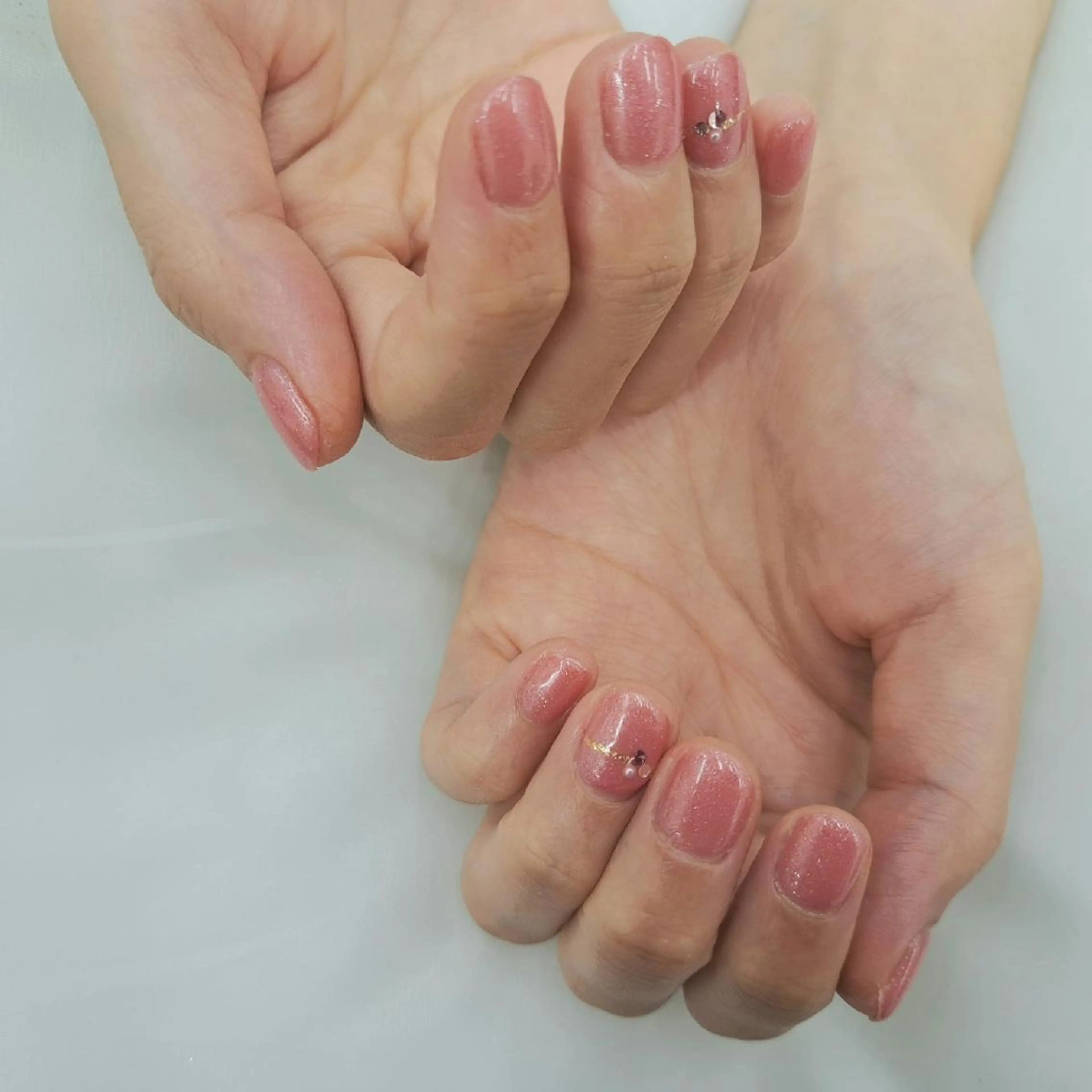 ネイル ラメ(グリッター) ピンク ストーンネイル ハンドネイル Bianca八王子 まえさだのネイルデザイン