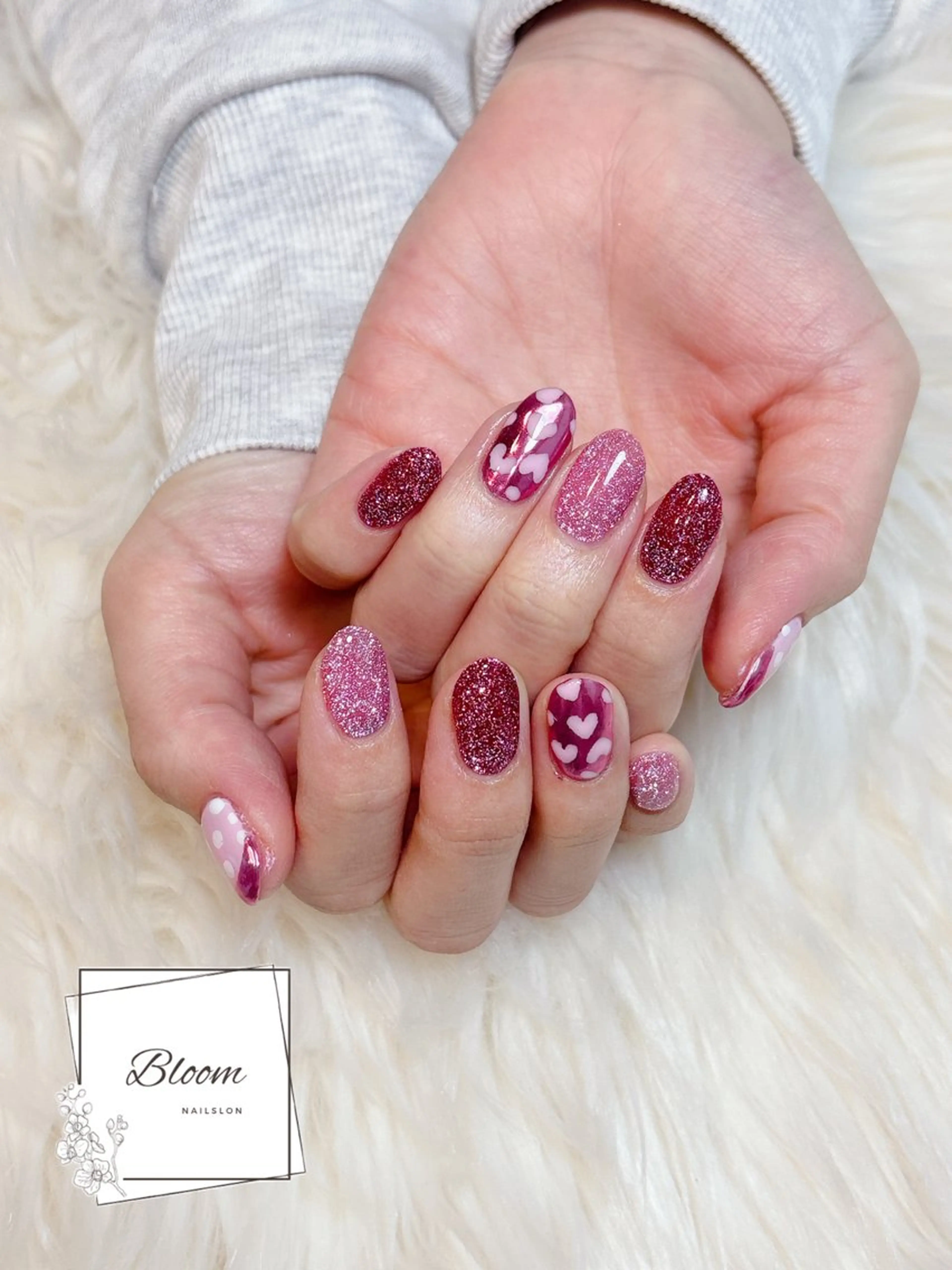 ネイル フラッシュネイル キラキラネイル ミラーネイル 持ち込み ハンドネイル Bloom Nail Salonのネイルデザイン