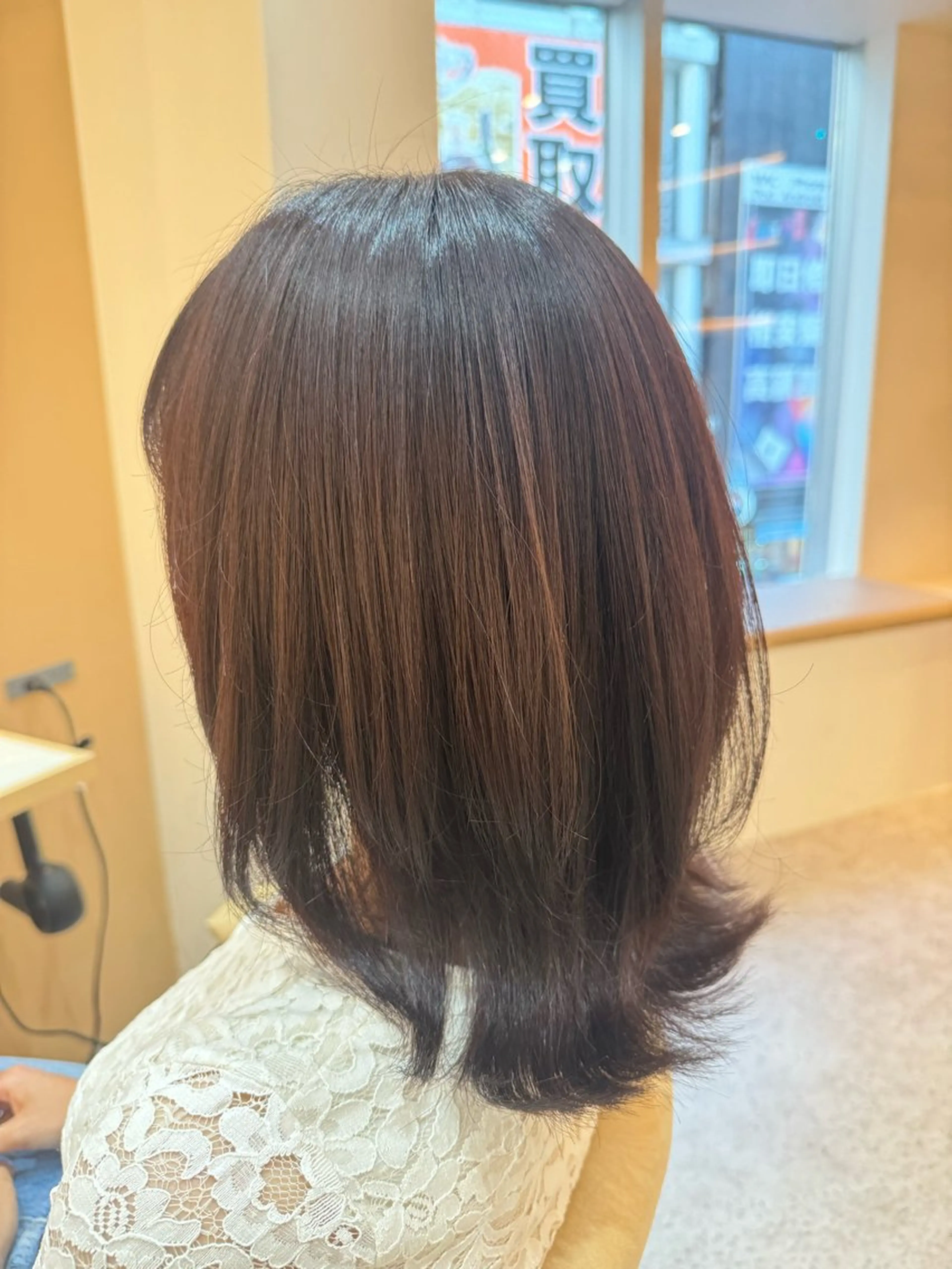 ミディアム レイヤーカット⭐️ にしじまのヘアスタイル
