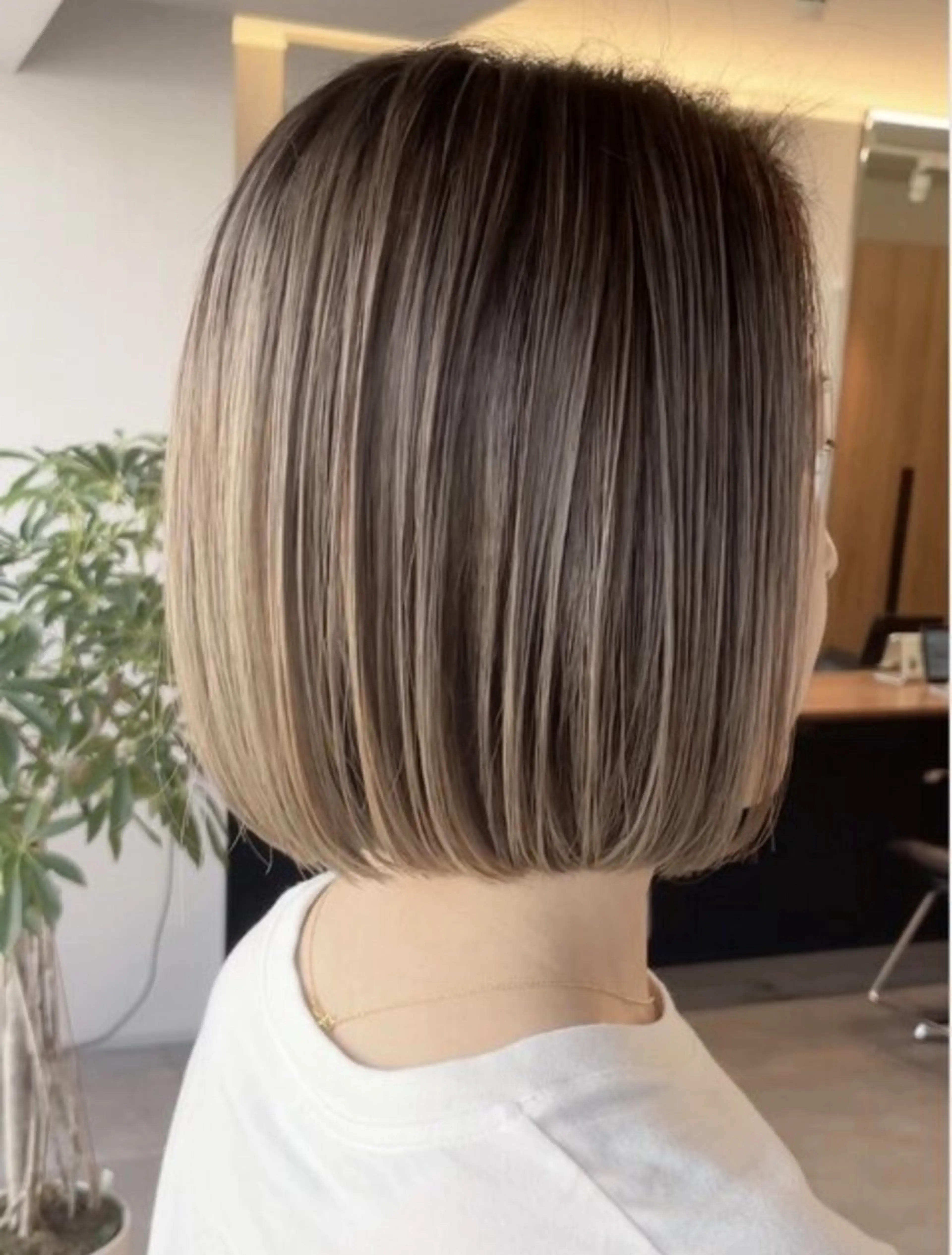 ショート RETOUCH by fifth銀座所属・fifth似合わせ カット岡村優作のヘアスタイル