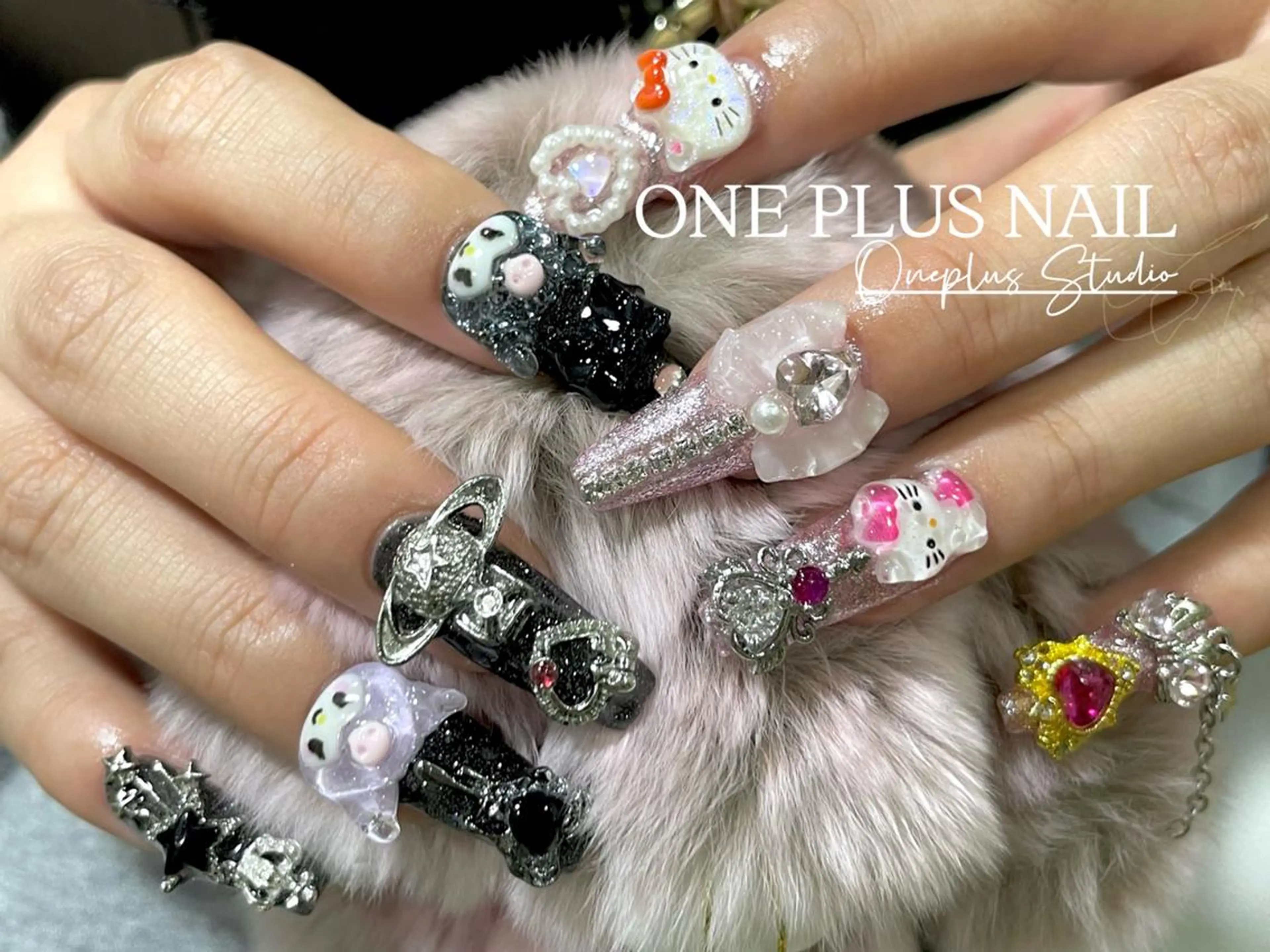 ネイル アートネイル オーロラネイル ガーリー キラキラネイル 韓国ネイル One plus StudioNailのネイルデザイン