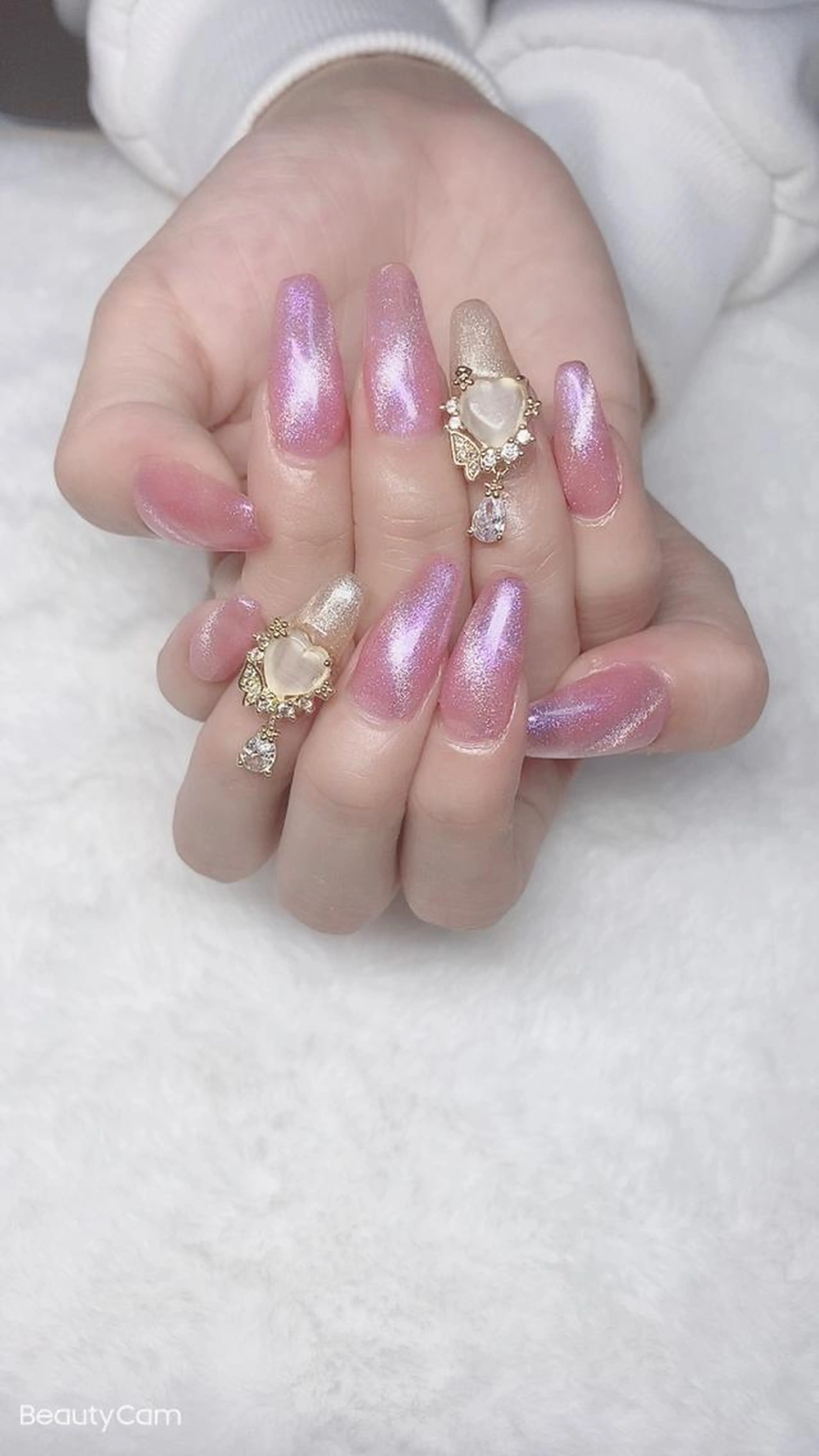 · 【ジェルオフ込み】定額ジェルネイル2本アート5980円80分の写真