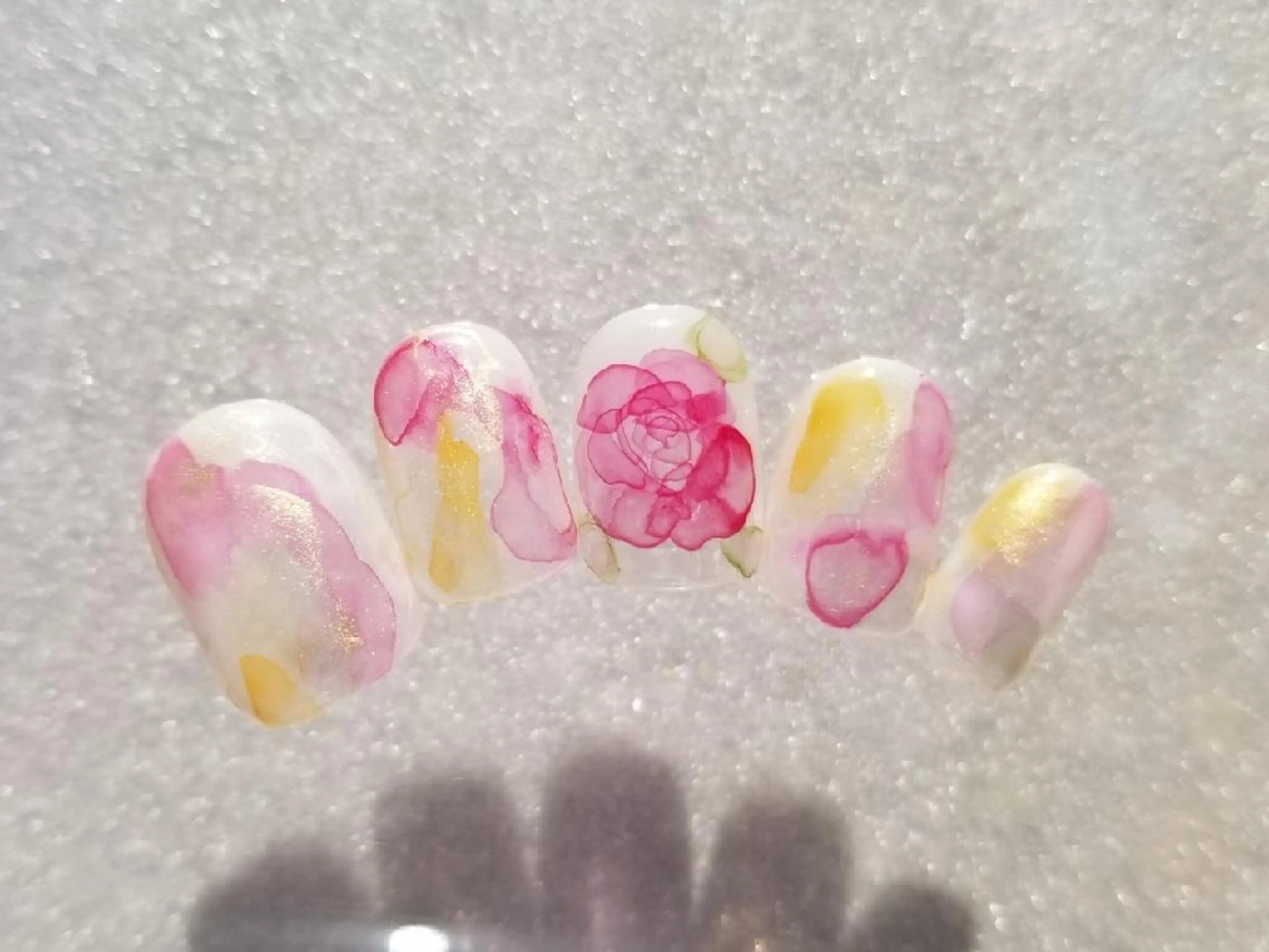 ショート ネイル オフィスネイル 吉祥寺🌟 ネイルフロンティアのネイルデザイン