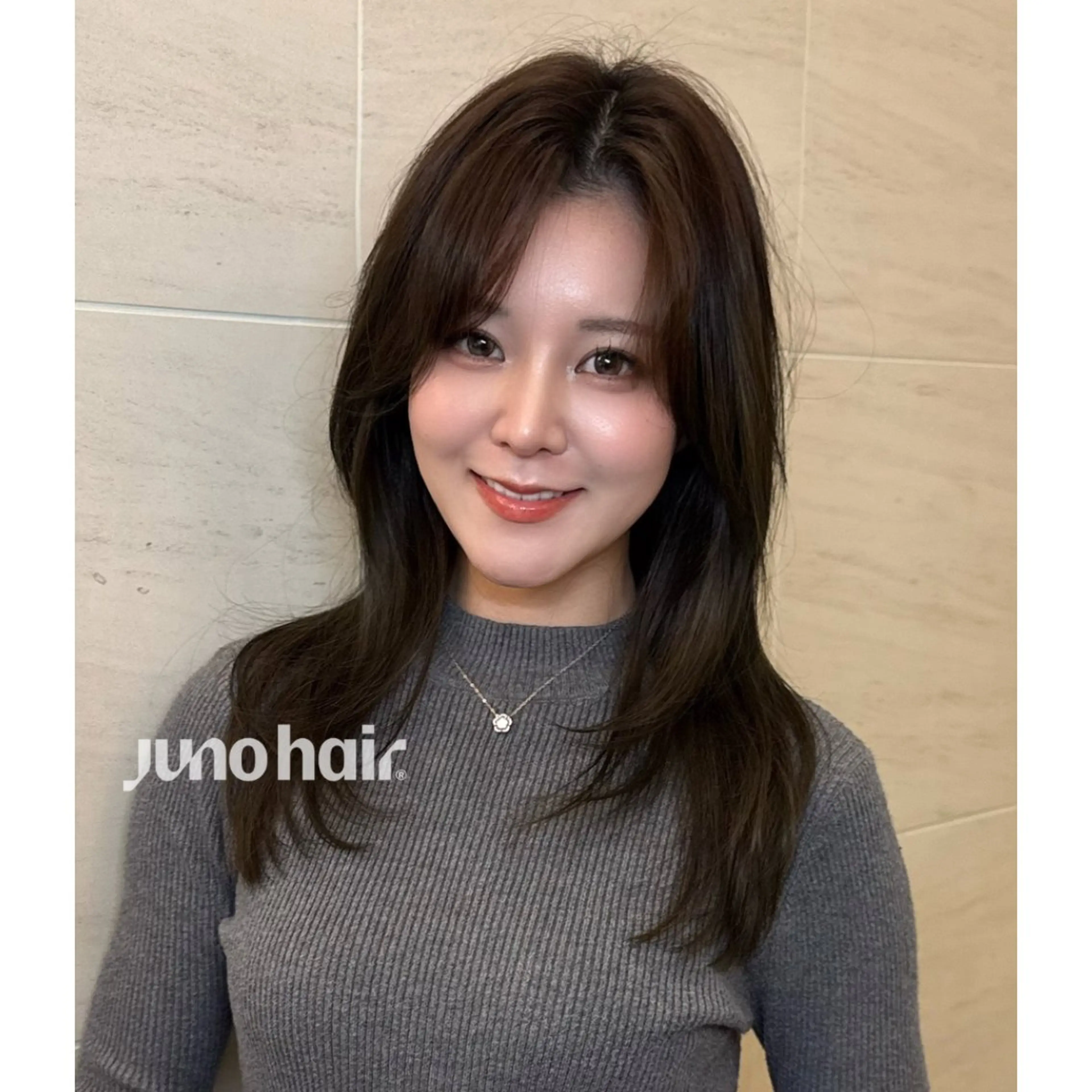 セミロング 韓国風ヘア レイヤーカット サイドバング 小顔カット カット ヘアカラー トリートメント 韓国ヘア特化🇰🇷 NATSUKIのヘアスタイル