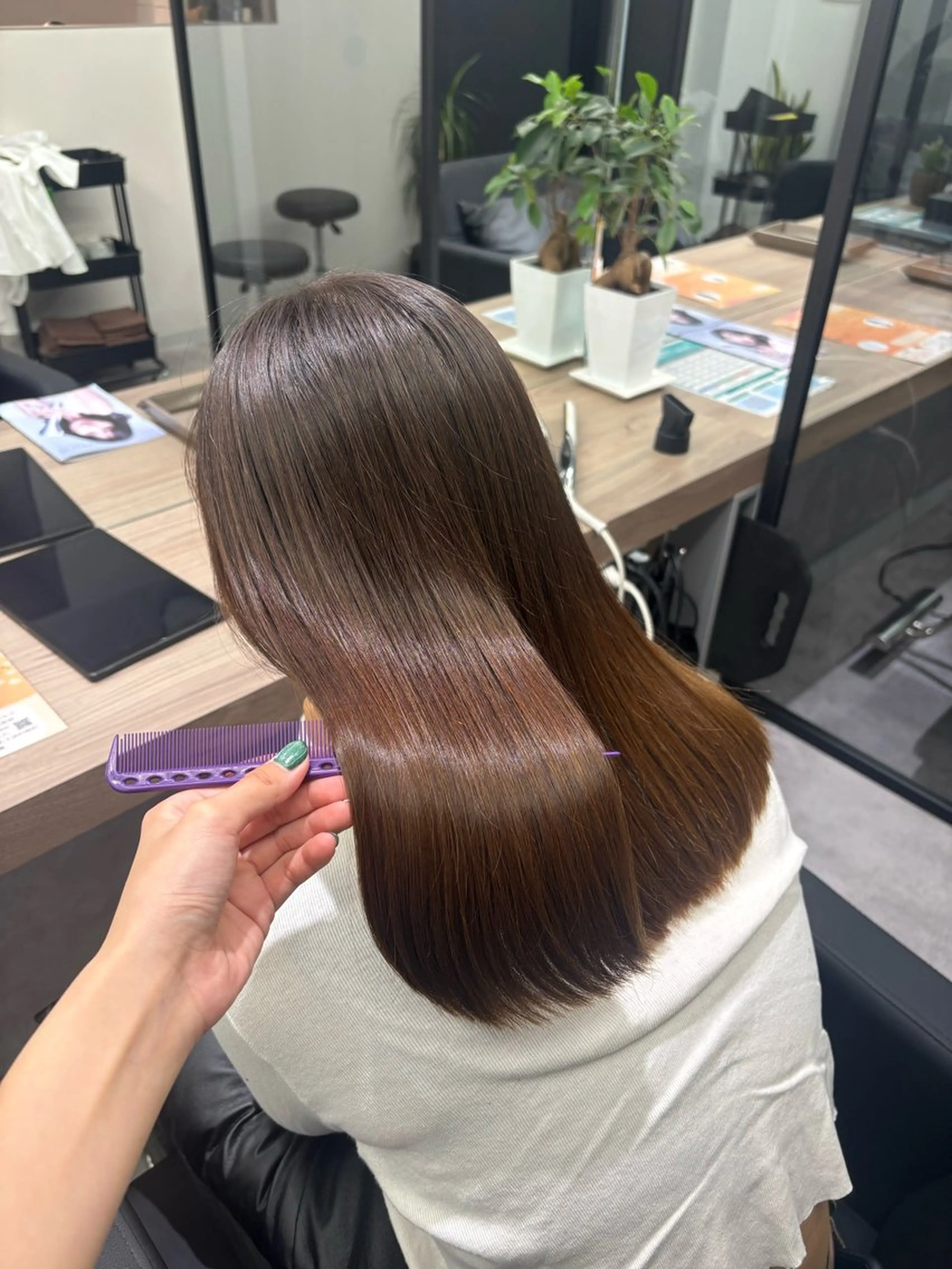 セミロング カラー カット ヘアカラー Nail &Beauty by UNO伊勢原所属・COCO .のヘアスタイル