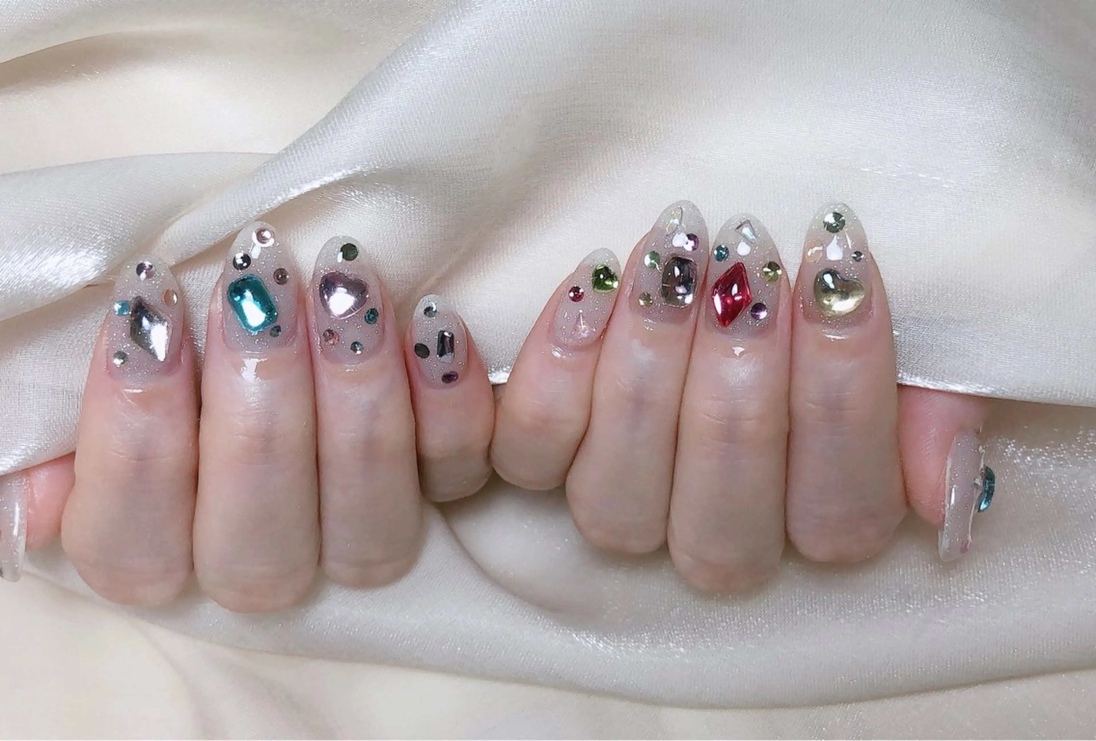 ネイル LR.ONE ヨウのネイルデザイン