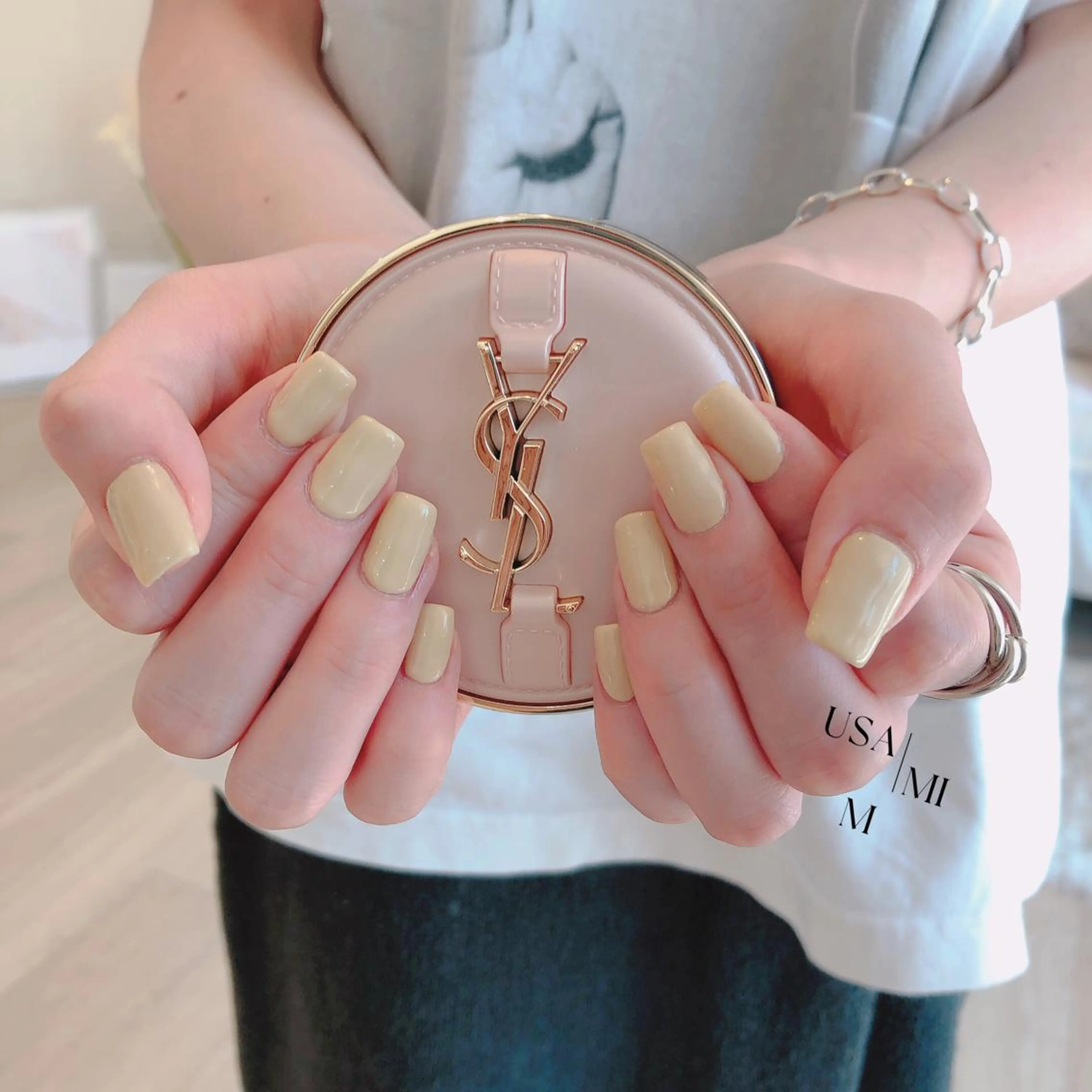 ミディアム ネイル ハンドネイル 💕🐰うさみみ🐰 💕のネイルデザイン