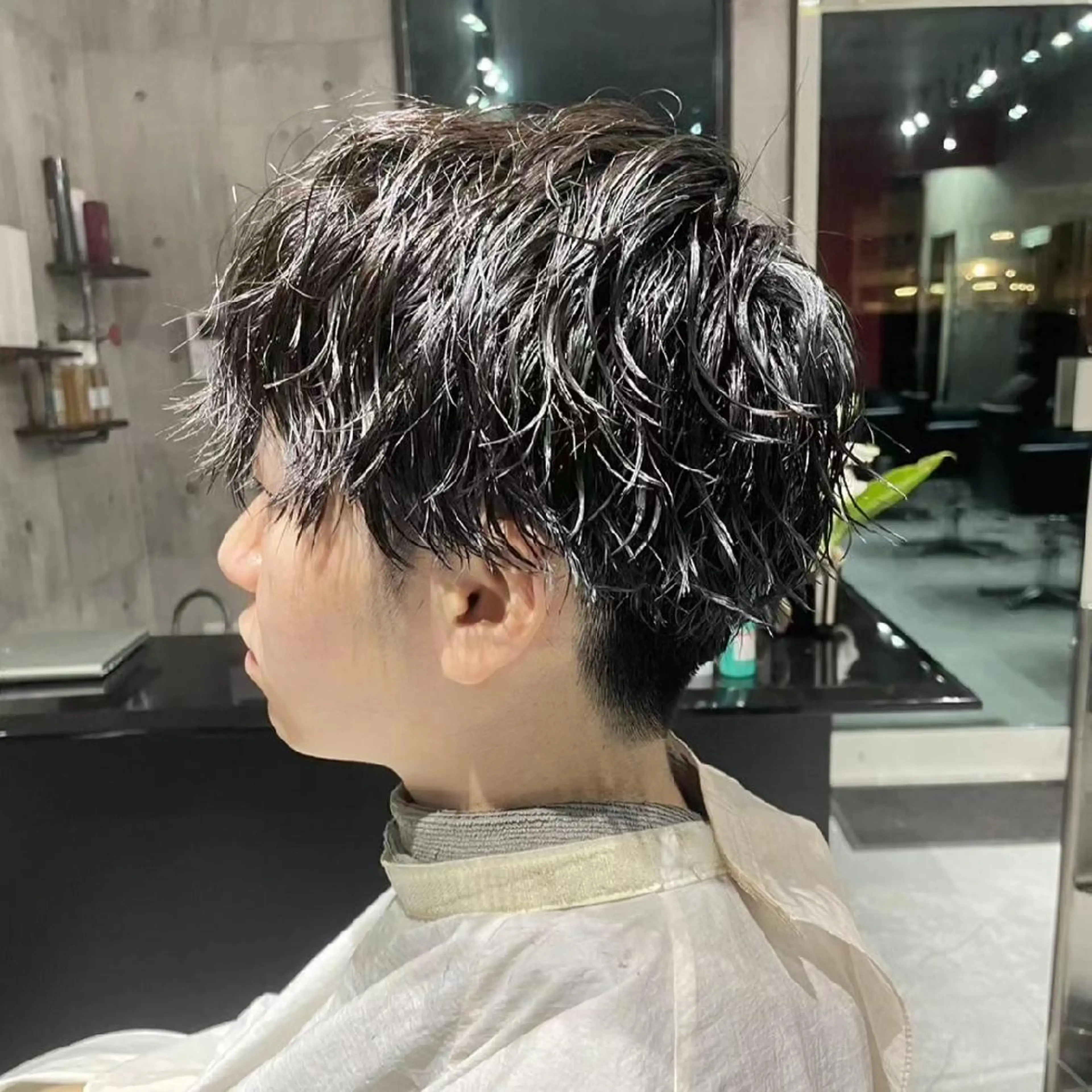 パーマ 高橋嵐 プラスイズムヴェレンのヘアスタイル