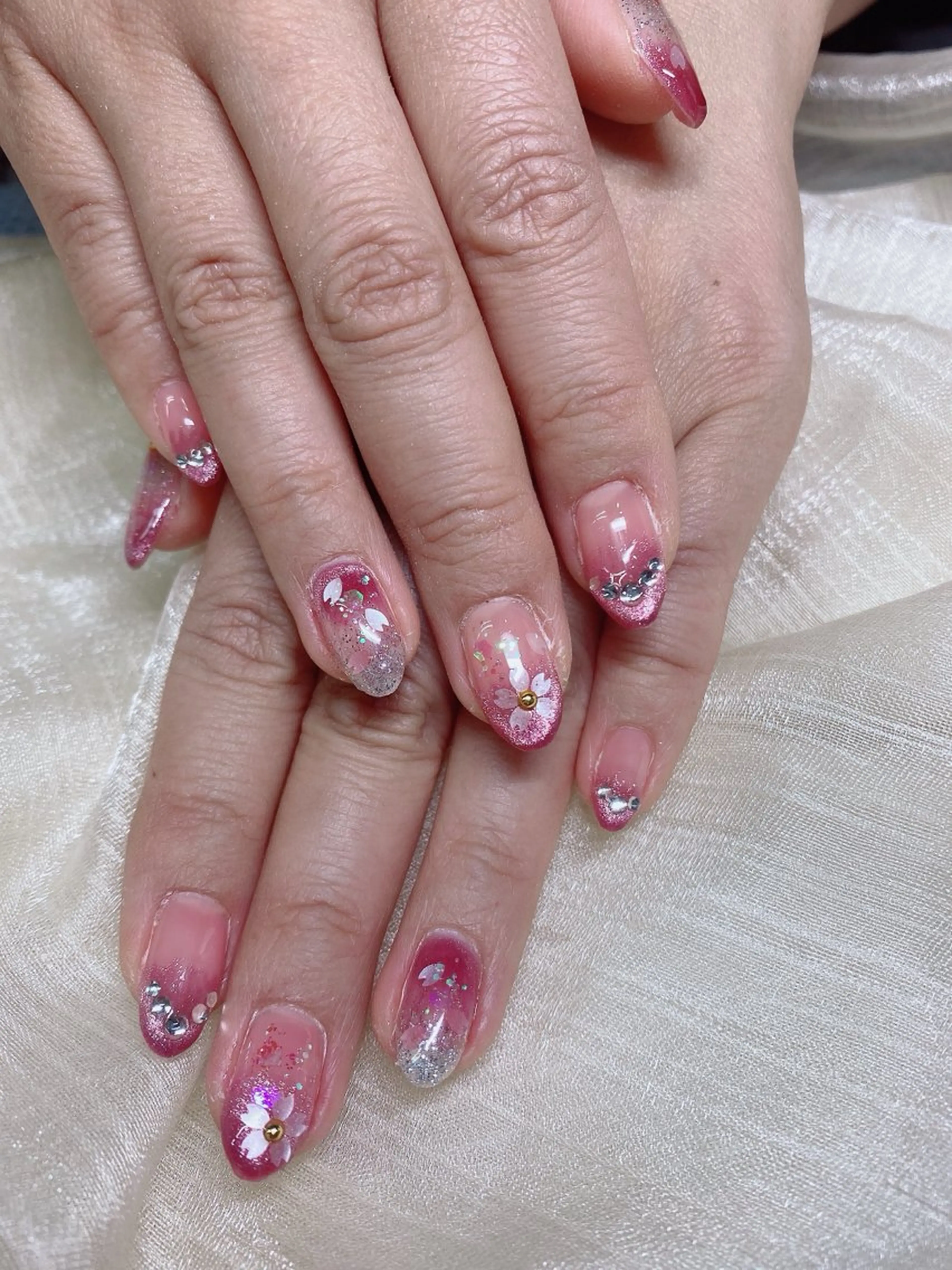 ネイル ホウ エンのネイルデザイン