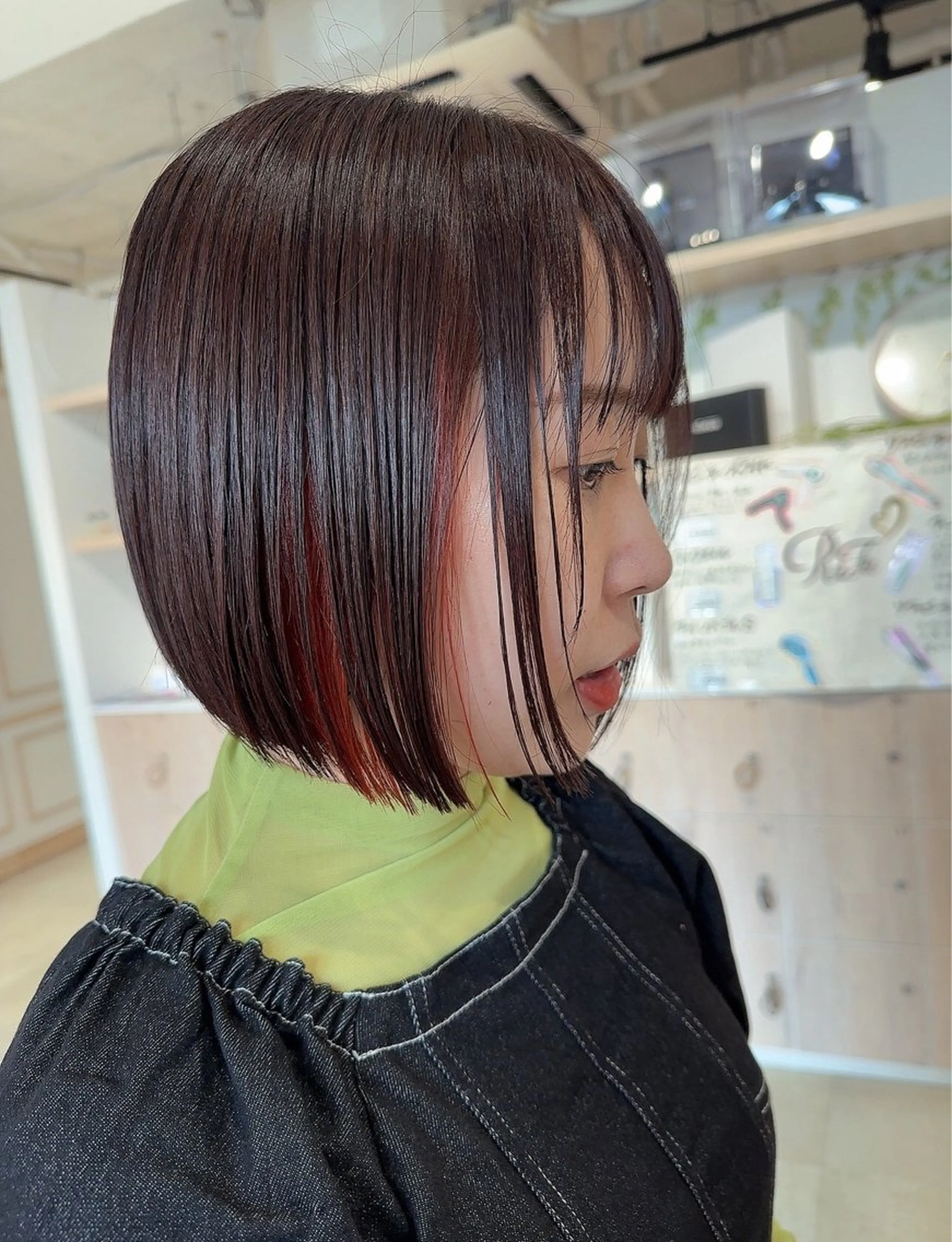 カット＋イヤリング＋カラー(リピーター様+¥550)の写真