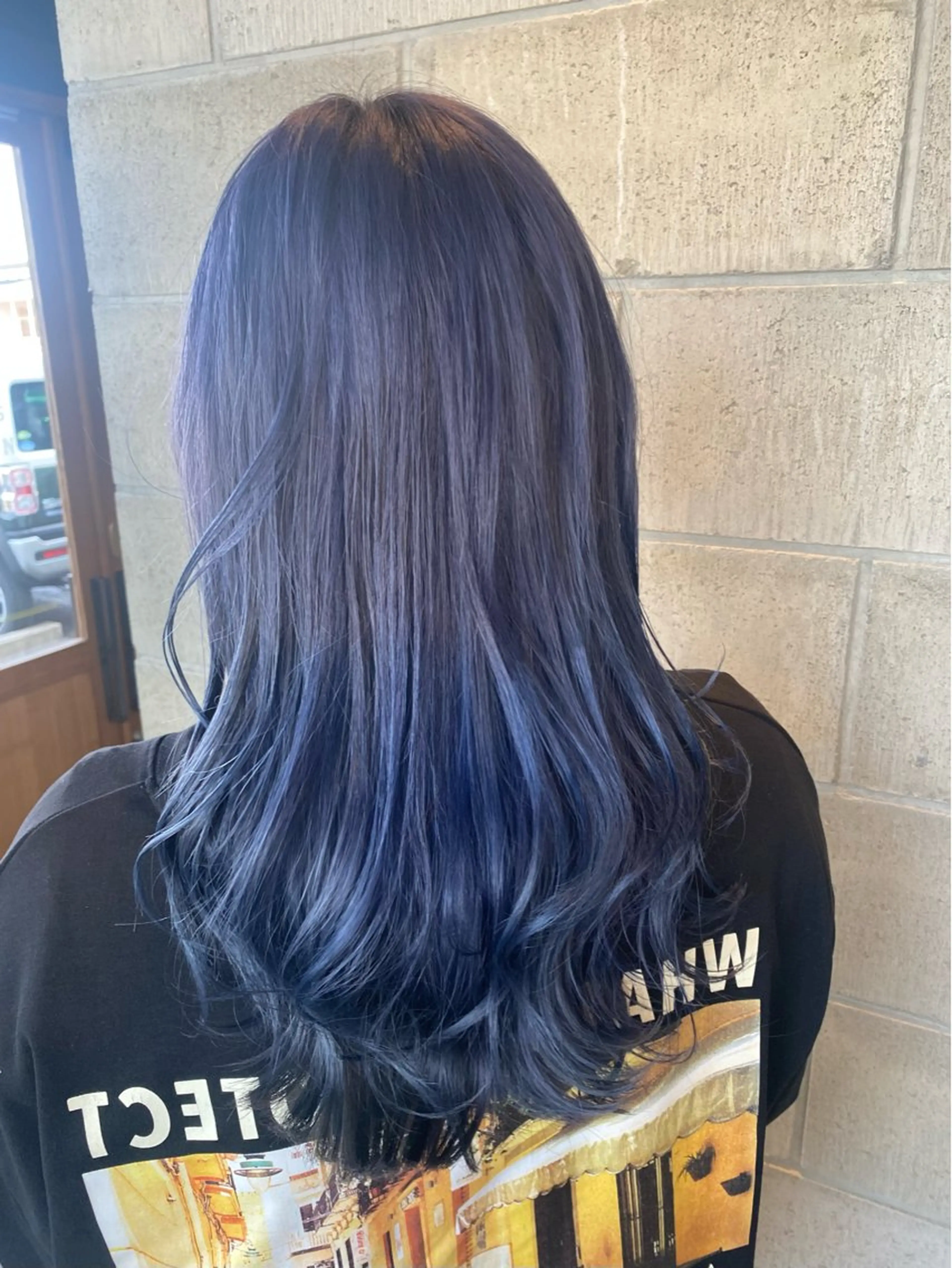 ロング カラー ブリーチ ブルーカラー ケアブリーチ グラデーションカラー ハイトーンカラー ヘアカラー トリートメント 艶髪・透明感カラー・ 韓国ヘア・Yuriのヘアスタイル