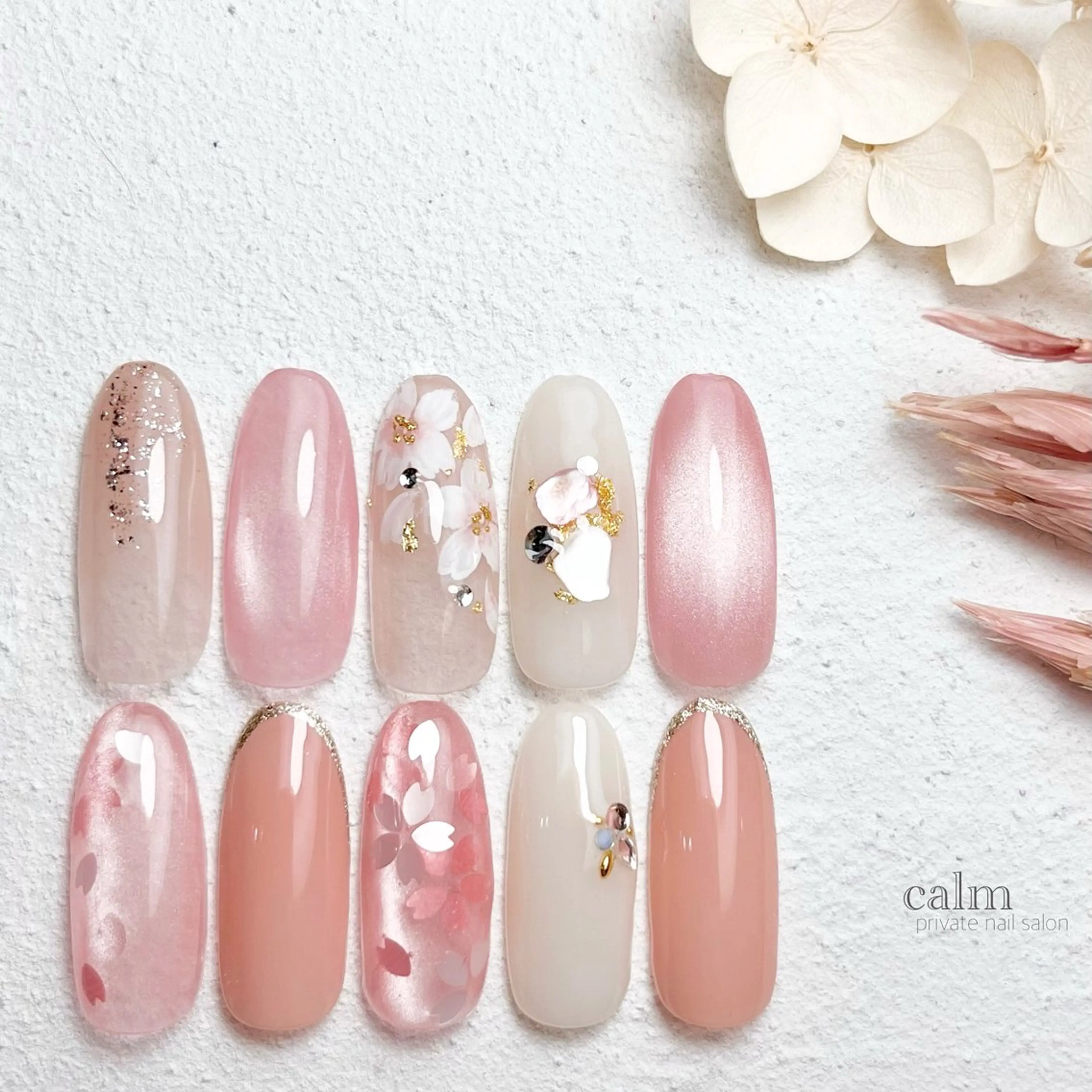 ネイル ハンドネイル calm 〔ｶｰﾑ〕のネイルデザイン