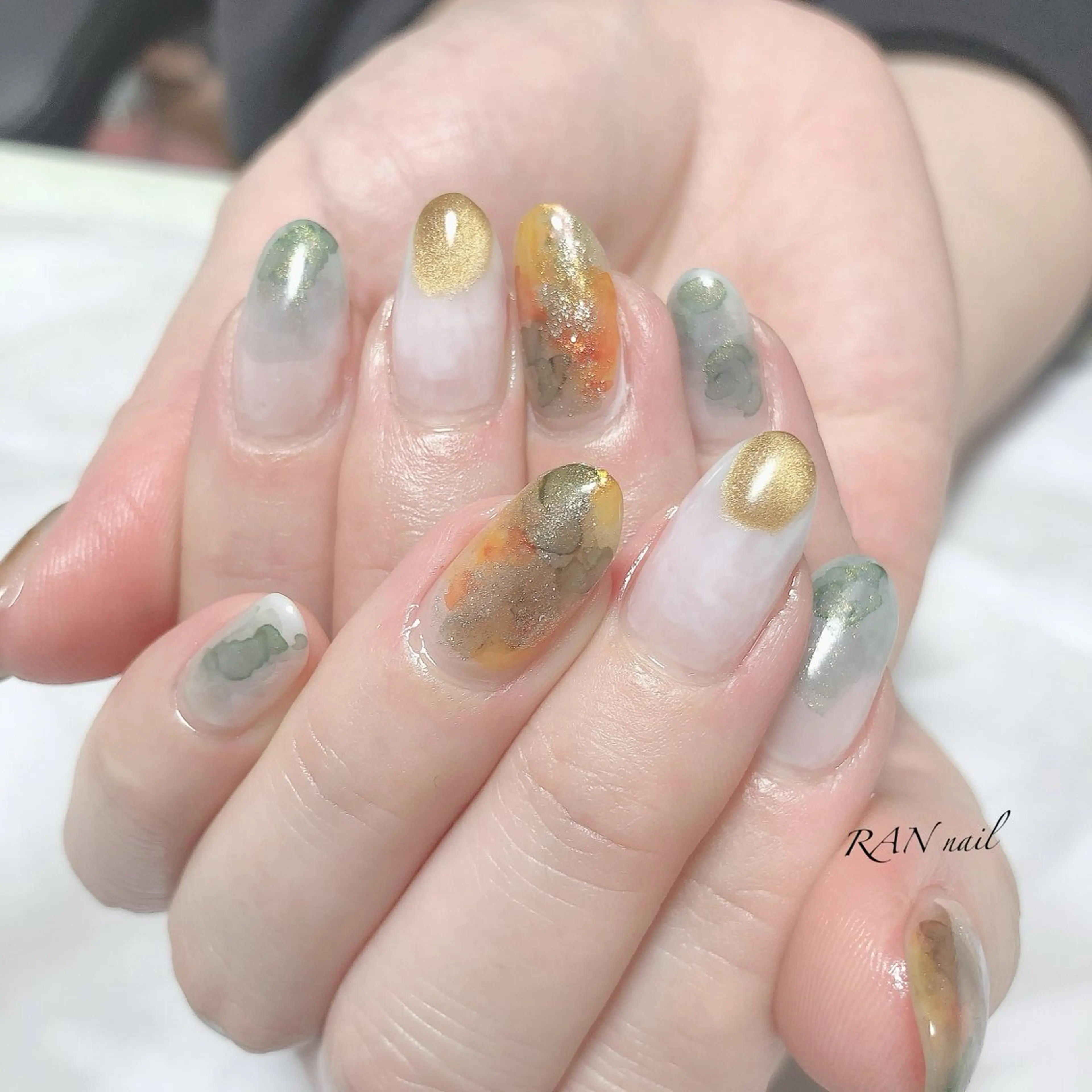 ネイル アートネイル グリーン マグネットネイル ニュアンスネイル オレンジ ハンドネイル フットネイル RAN nail 〜ランネイル〜所属・RAN nailのネイルデザイン