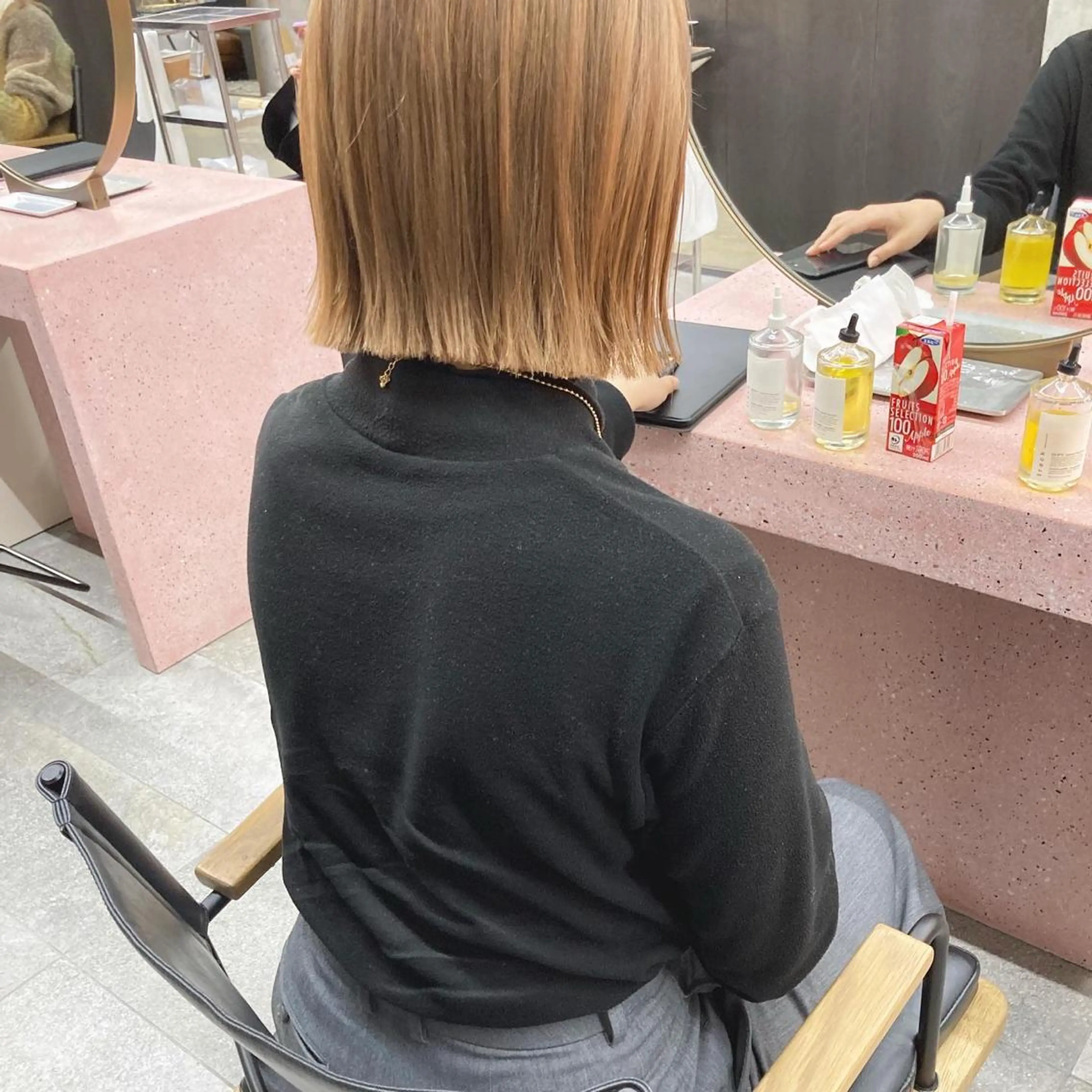 ミディアム カラー ベージュカラー カット ヘアカラー トリートメント 小木曽智美 /ボブ/ショートのヘアスタイル