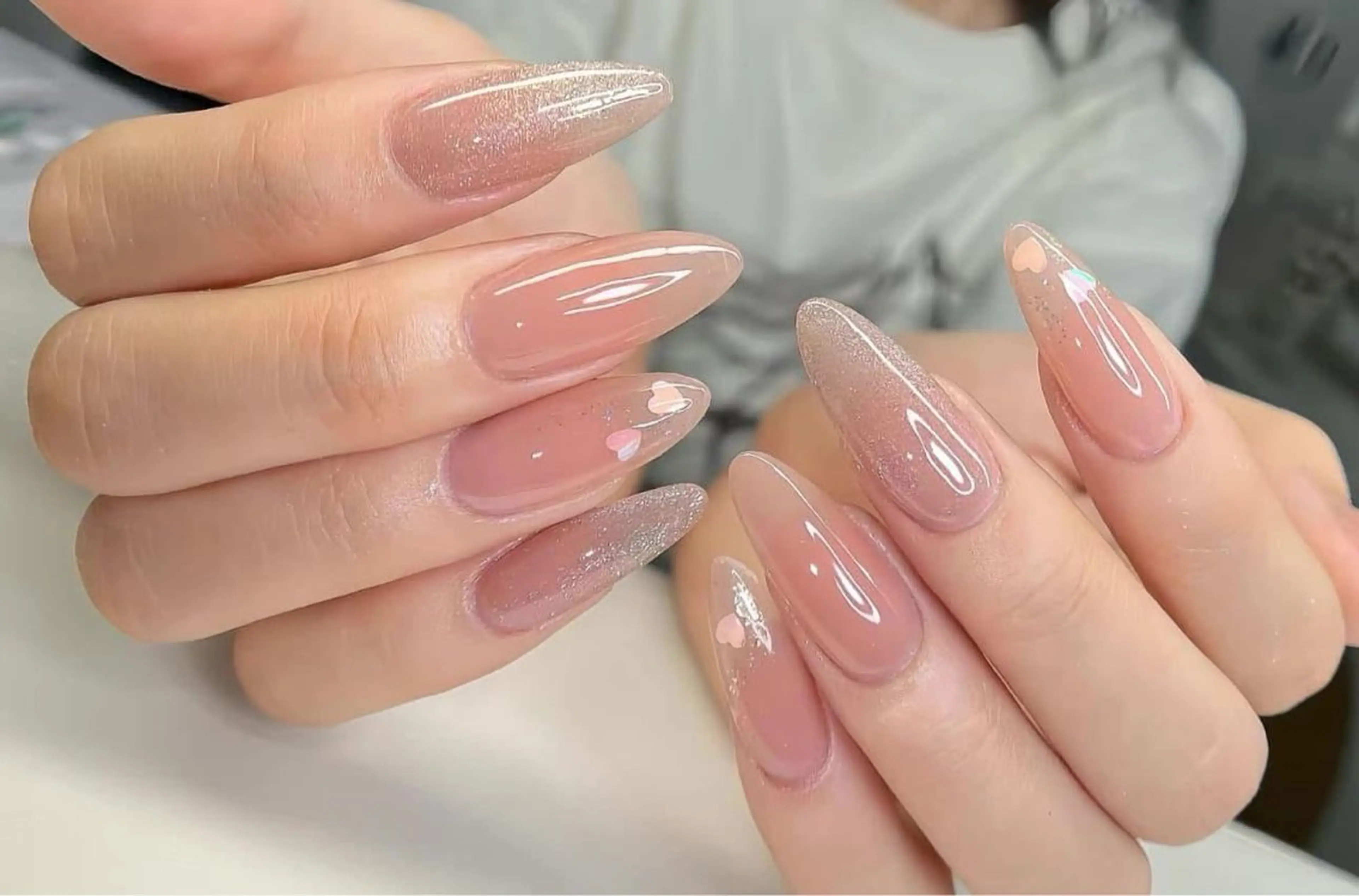 ミディアム ハンドネイル Bibi beauty spa Osaka所属・Chann Channのネイルデザイン