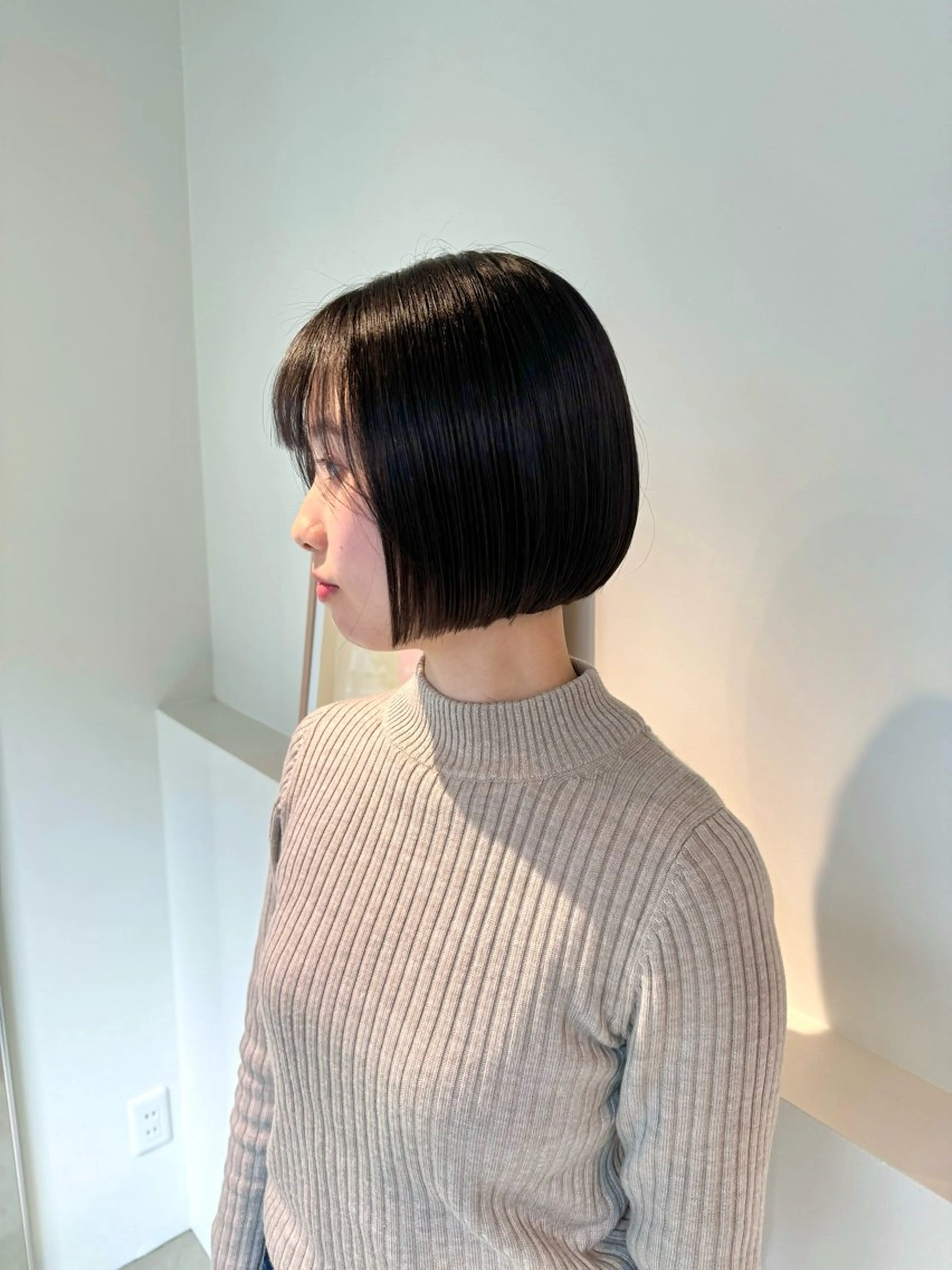 ショート アッシュ ボブ 髪質改善 レイヤーカット 縮毛矯正 eto所属・髪質改善スペシャリス ト長尾勇弥/梅田中津のヘアスタイル