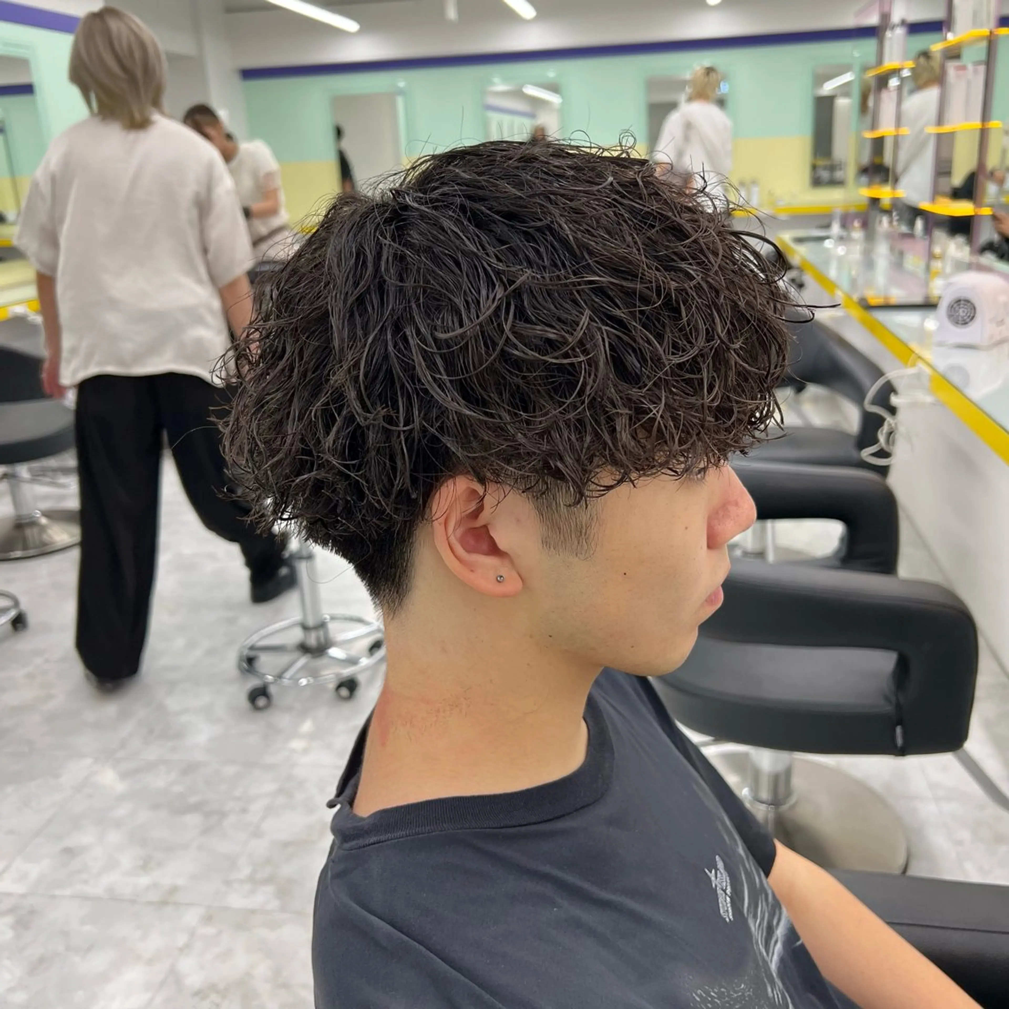 ショート パーマ メンズ *モデル募集🤍横浜 透明感カラー🫧のヘアスタイル