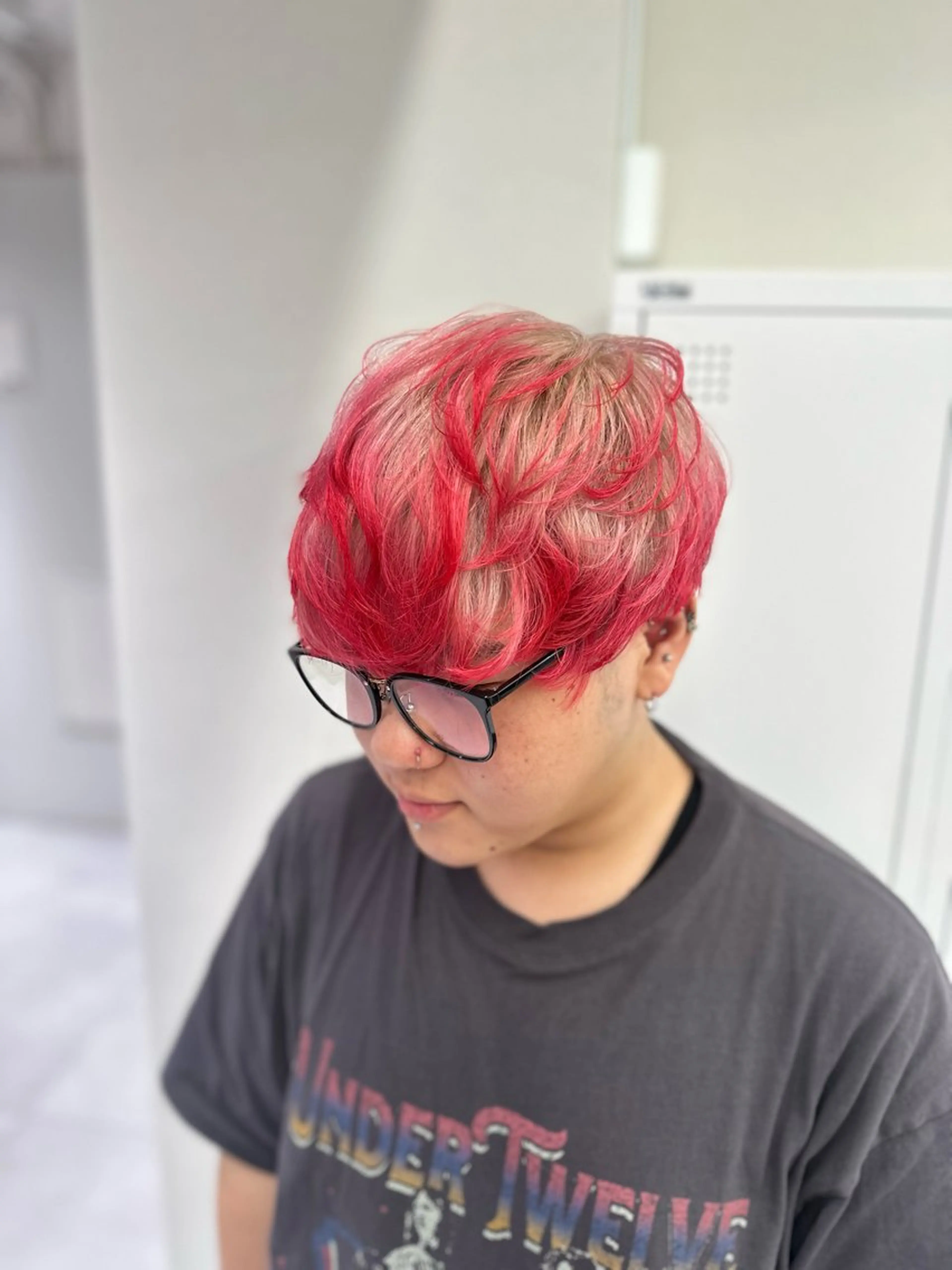 ショート メンズ ヘアカラー ate.心斎橋 RYUKAのヘアスタイル