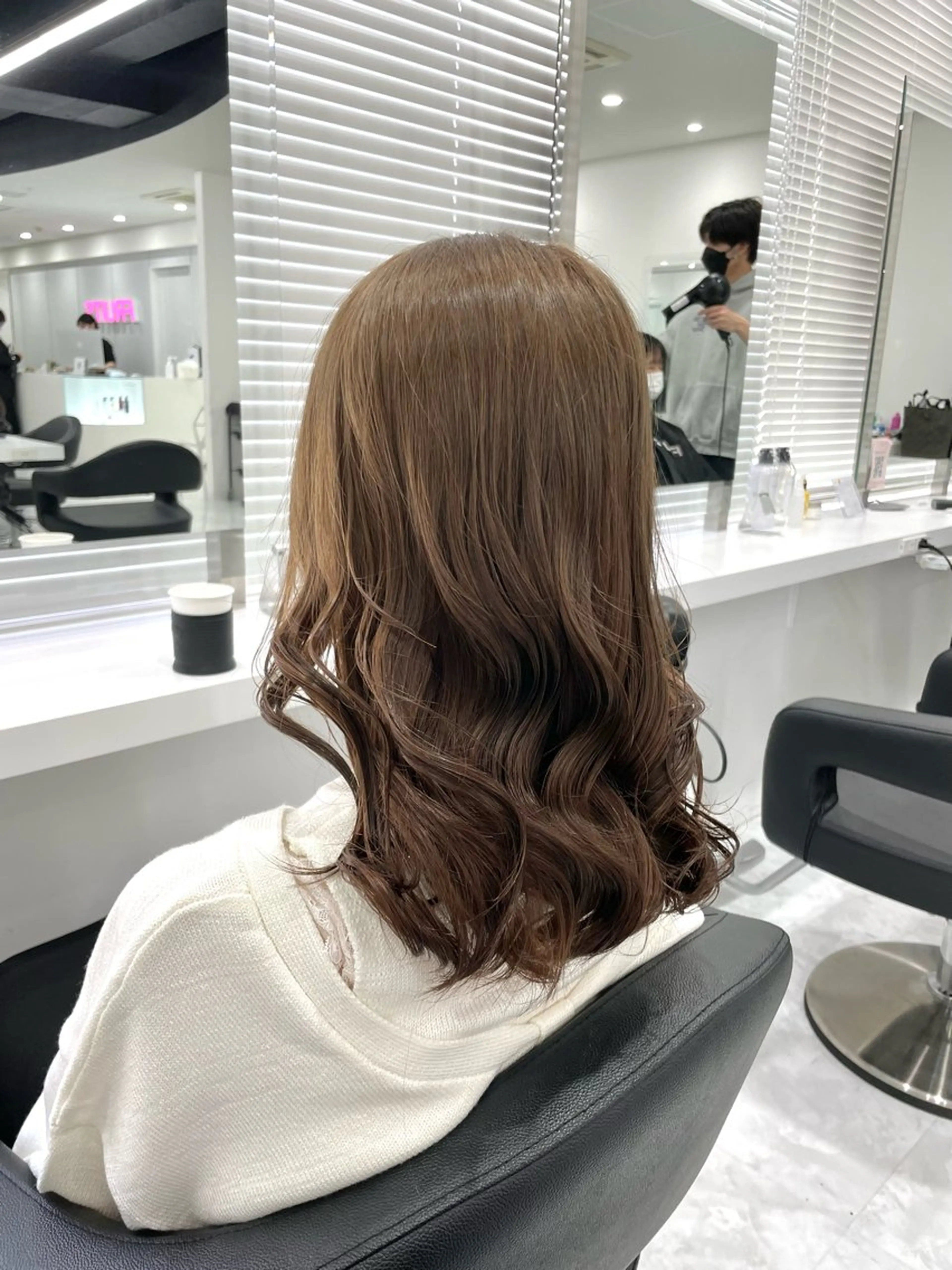 セミロング 💍大人デザイン /ハイトーン♡リクトのヘアスタイル