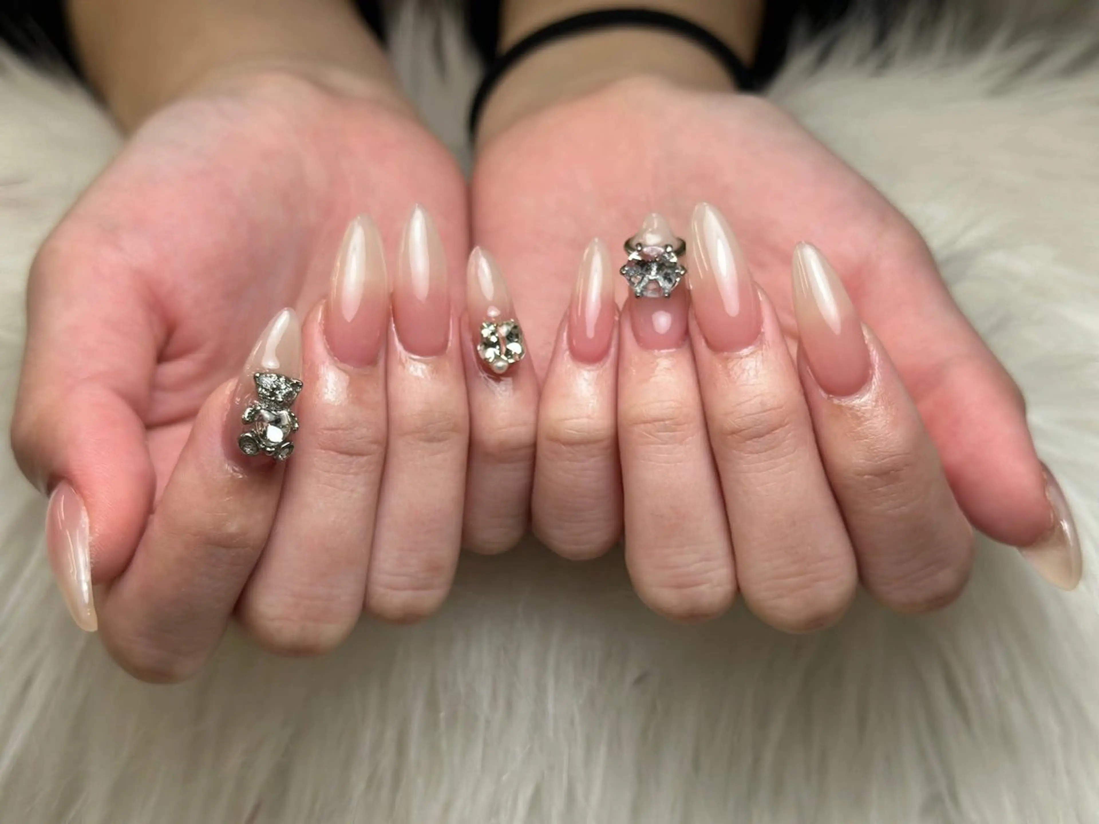 ネイル ハンドネイル Rose Ana.Chuoのネイルデザイン