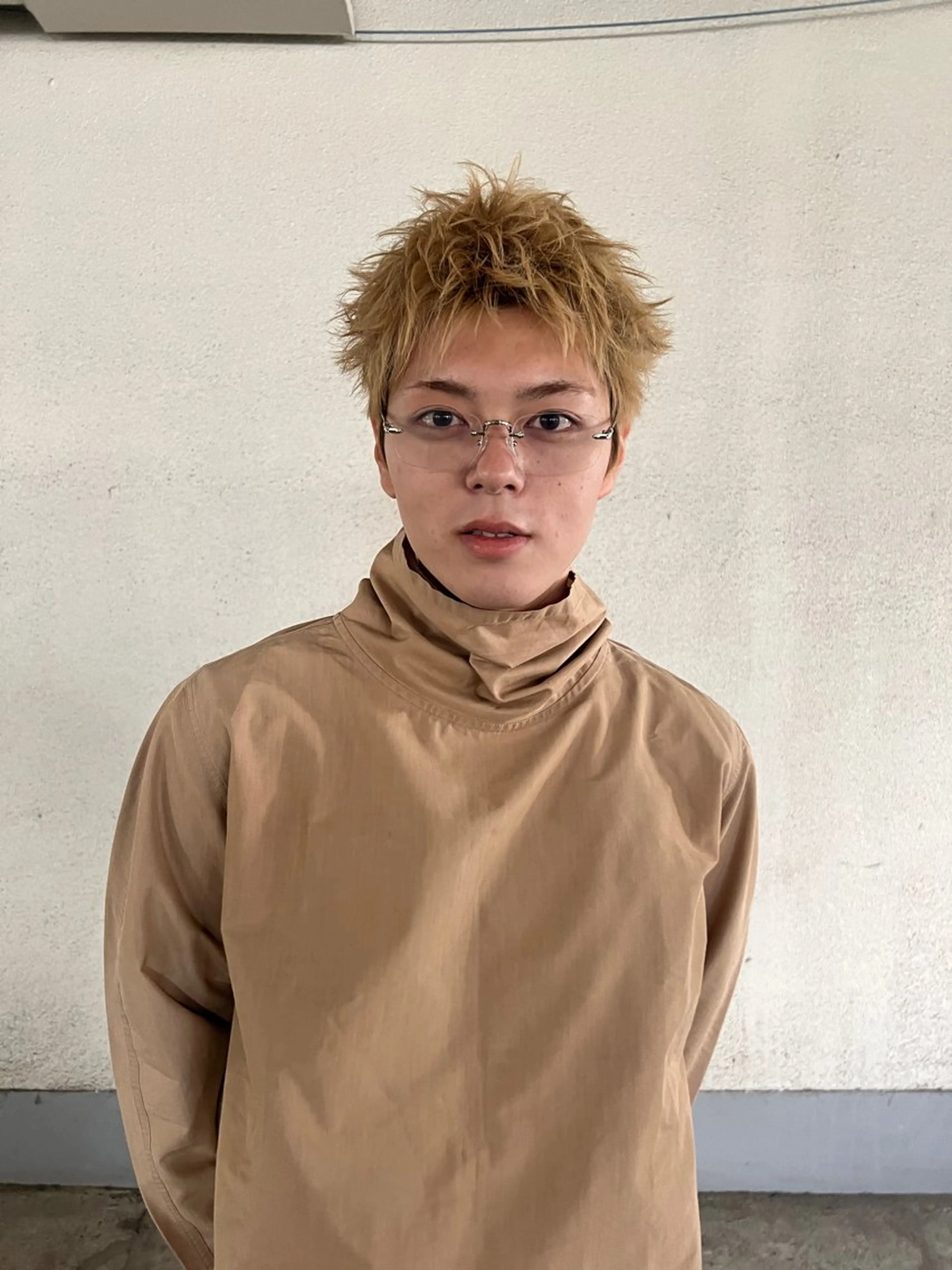 カラー メンズ メンズハイトーン スパイキーショート ブロンド ハイトーンカラー ヘアセット 大阪メンズハイトーン /スパイキー/RAIのヘアスタイル