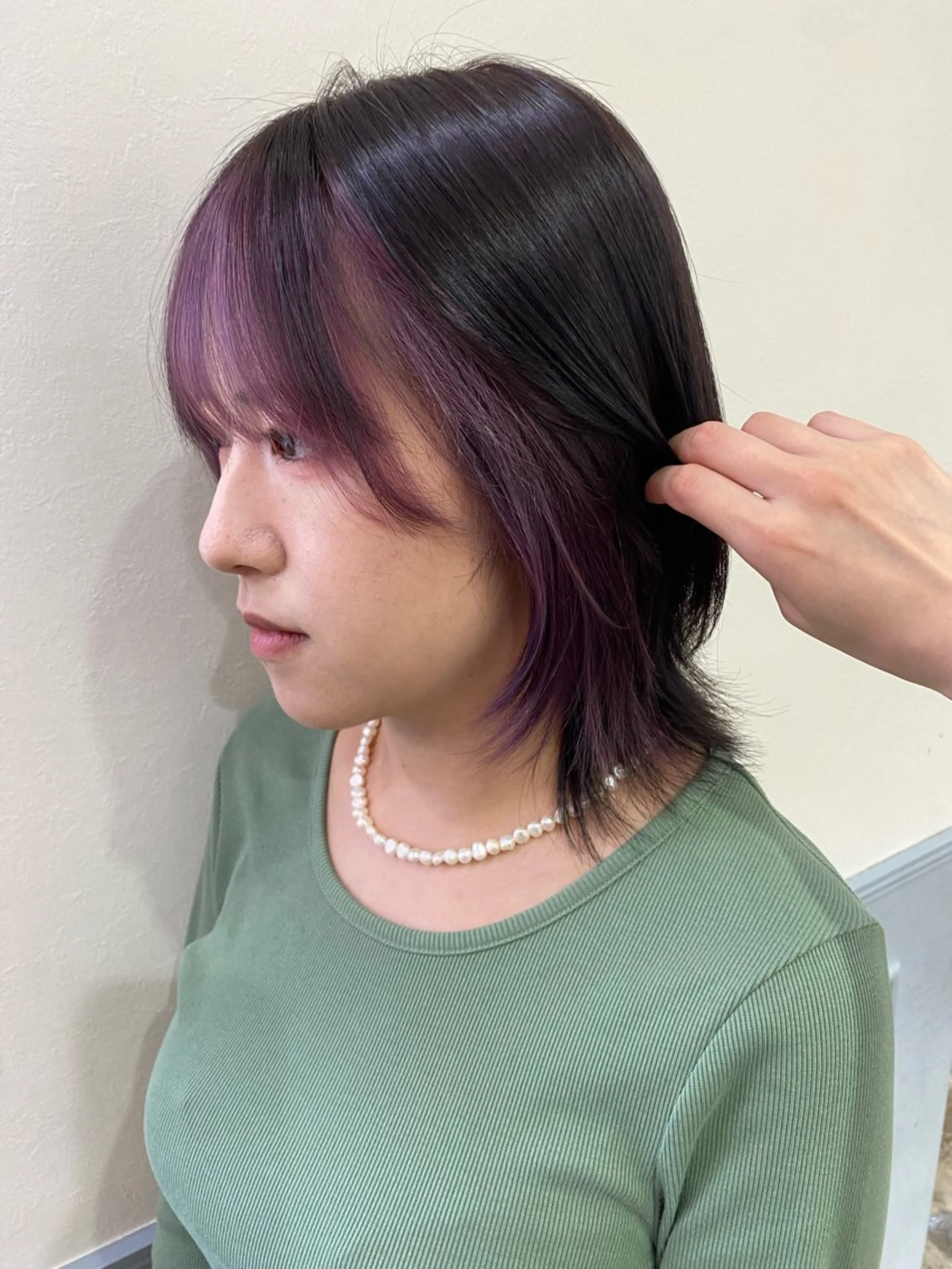 ミディアム ミストバング ウルフカット ヘアカラー SALOWIN銀座PAYⅡ店所属・GINZARay2 風本朱里🐥のヘアスタイル