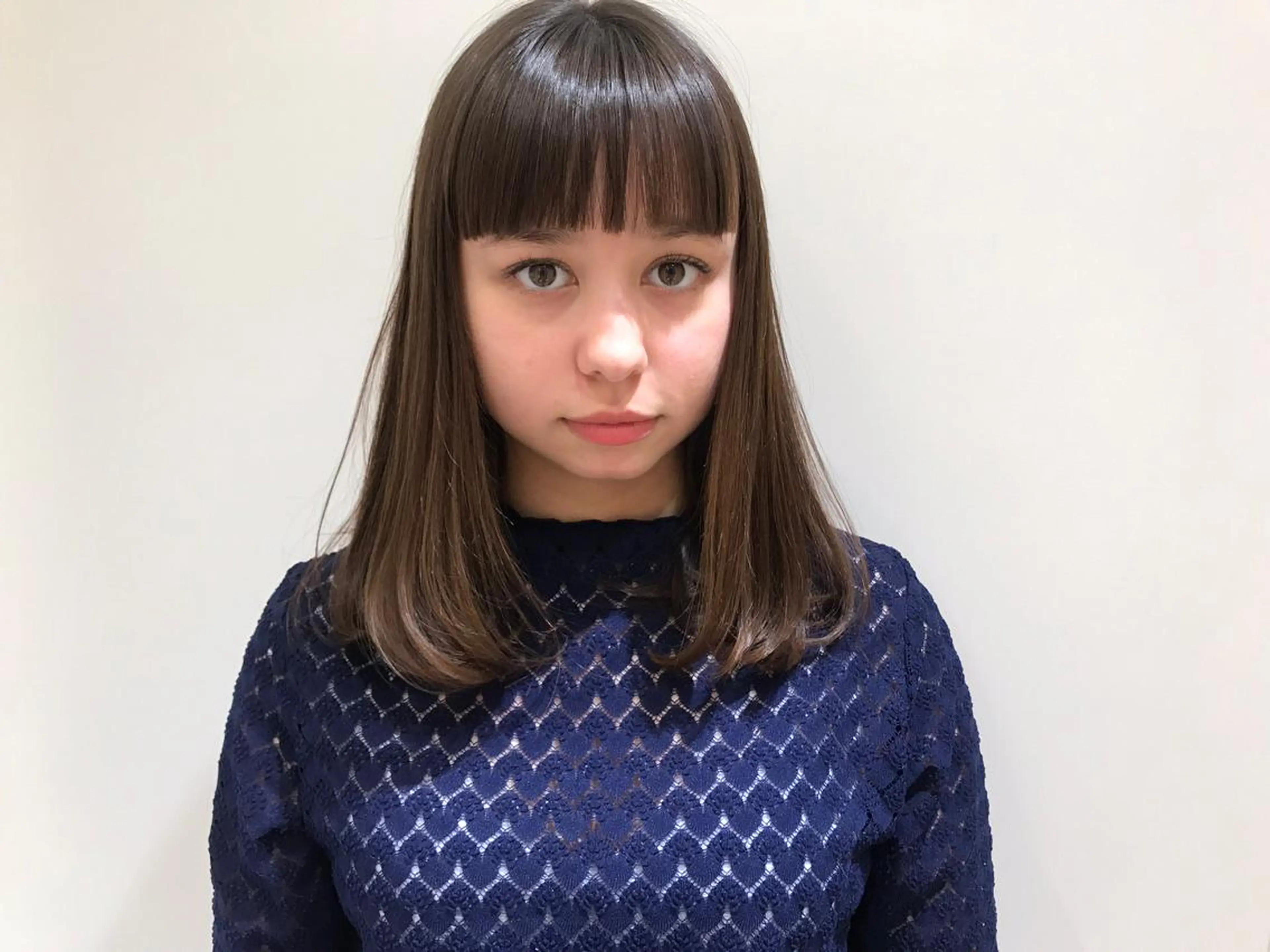 小顔カット+艶カラー+トリートメントの写真