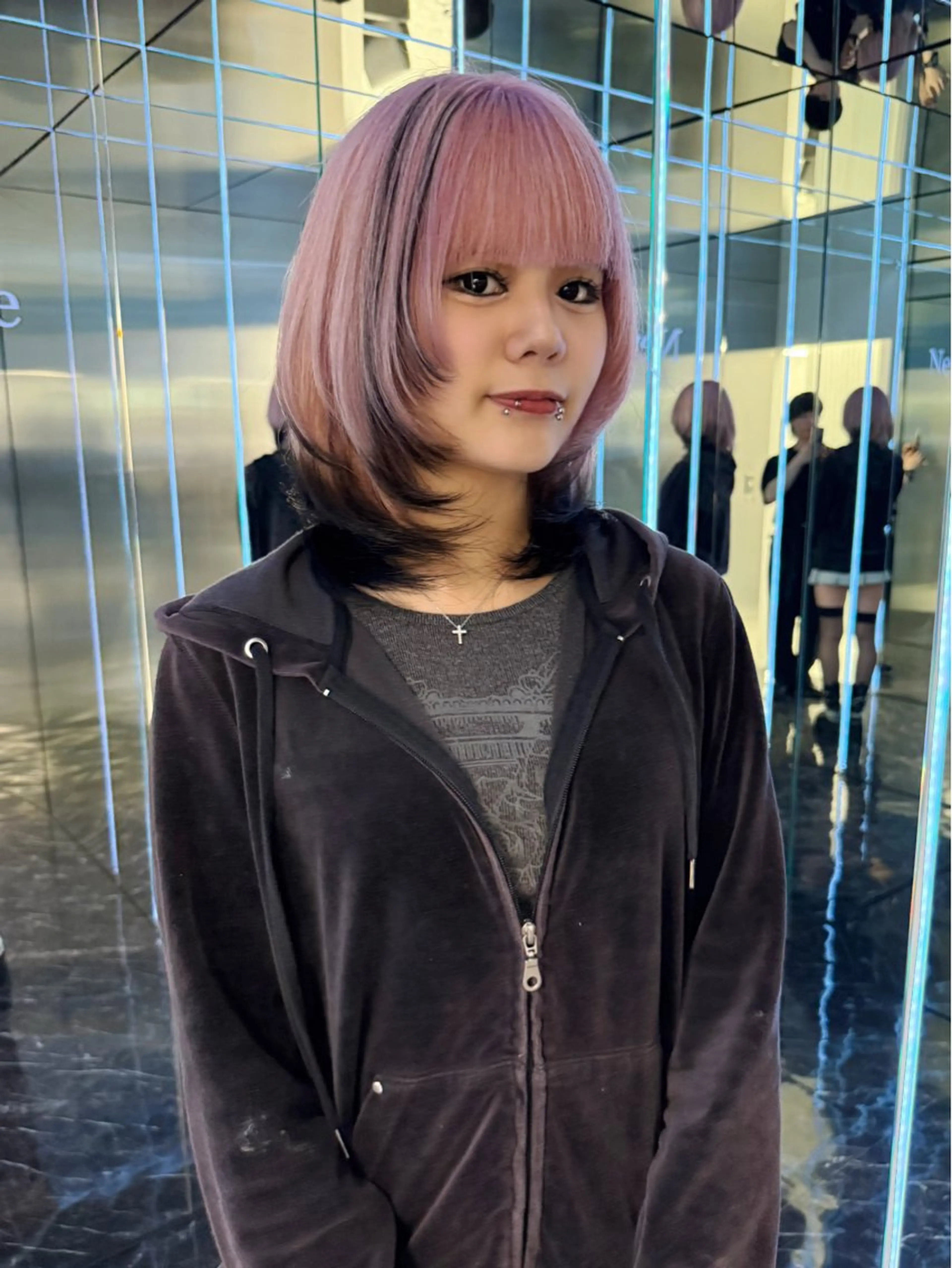 ミディアム 🐺立川のウルフ屋 さん🐺おかみ🐺のヘアスタイル