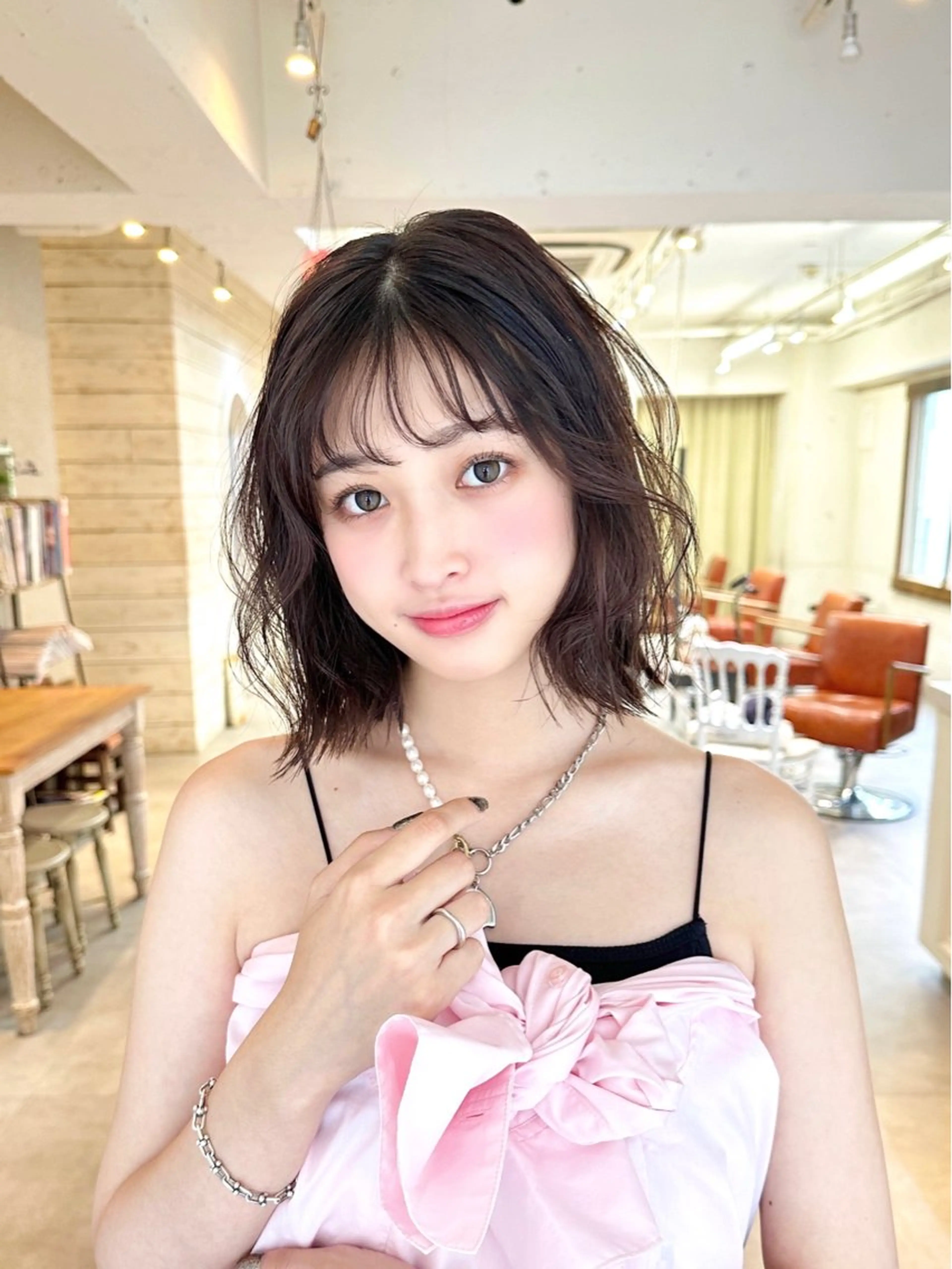 ショート カラー パーマ JYUNESU表参道所属・韓国ヘア🇰🇷🎀 透明感カラーのヘアスタイル