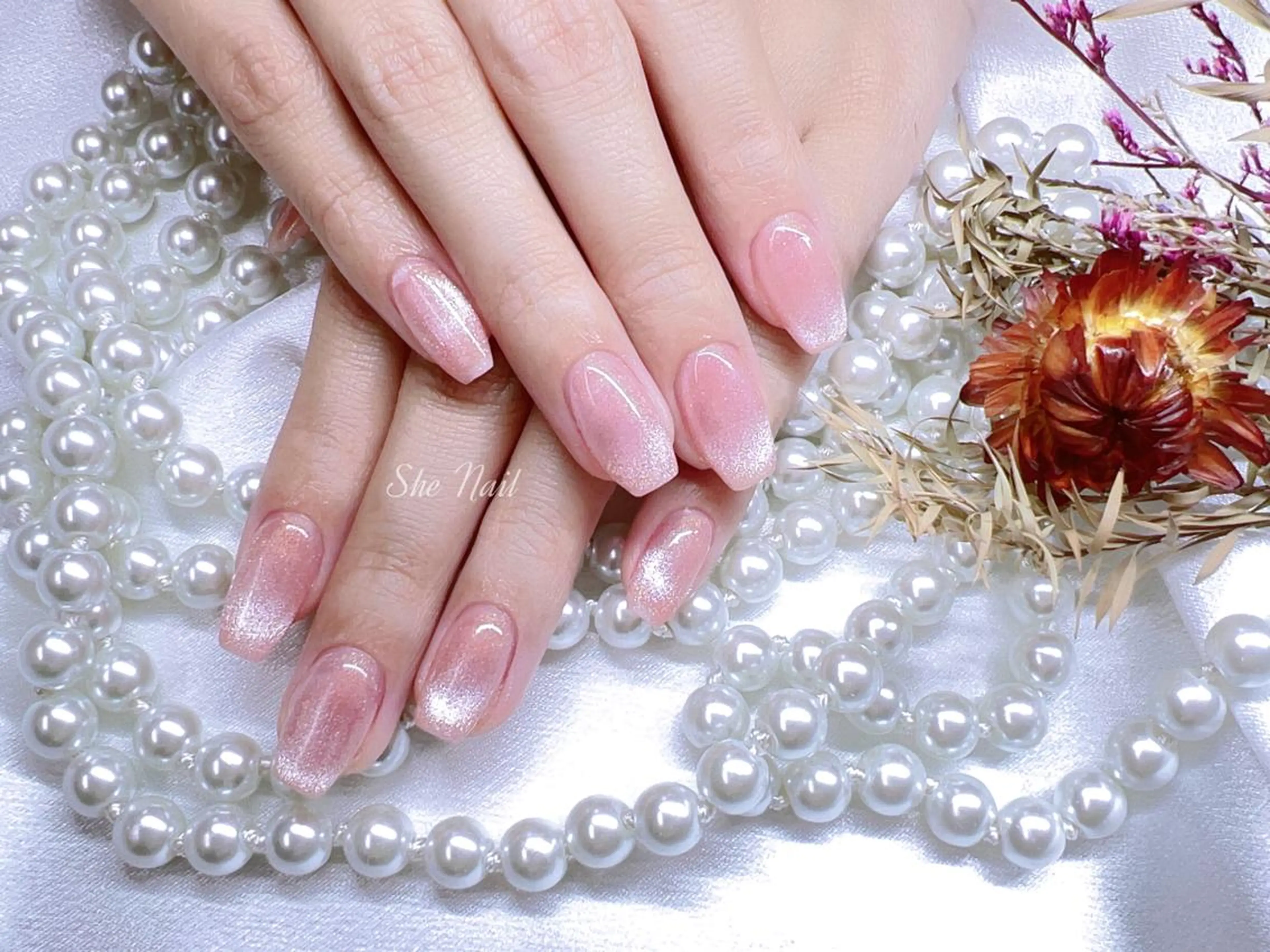 ネイル チークネイル 長さ出し フレンチネイル ガラスフレンチ 卒業式 ハンドネイル She   Nail所属・ISA_ BELLAのネイルデザイン