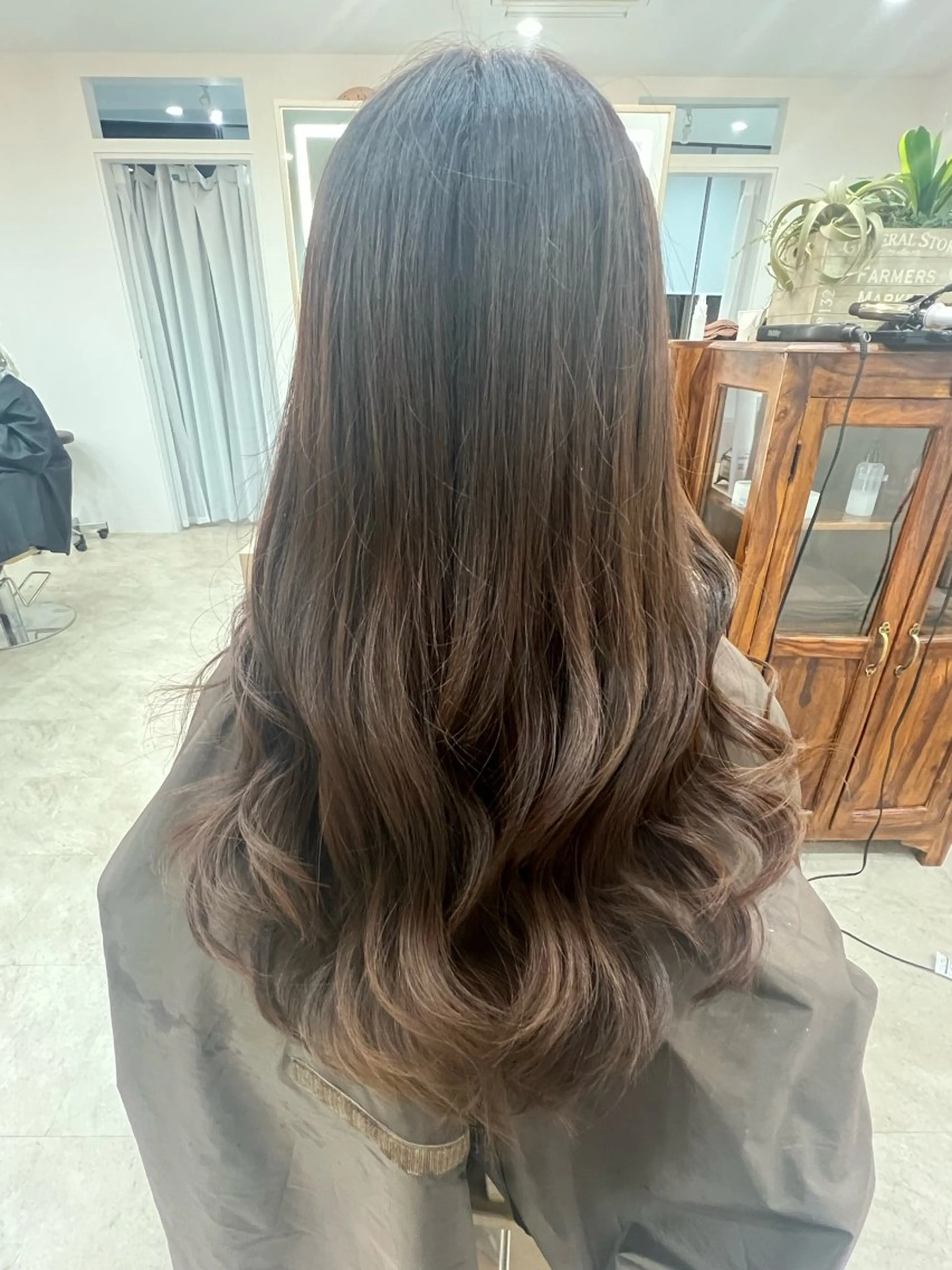 セミロング 遠藤 祐太のヘアスタイル
